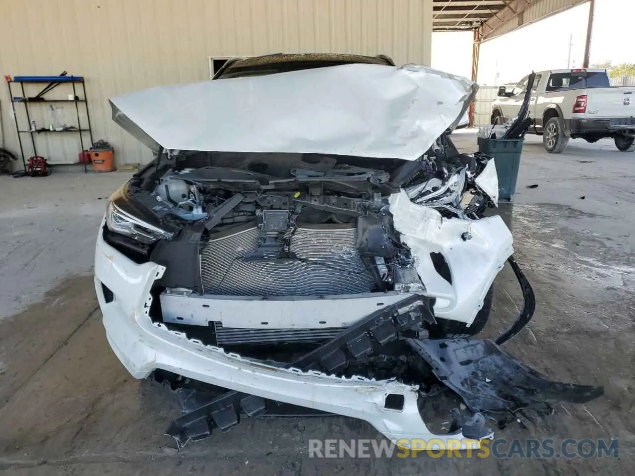 5 Фотография поврежденного автомобиля 3PCAJ5BA6PF120790 INFINITI QX50 2023