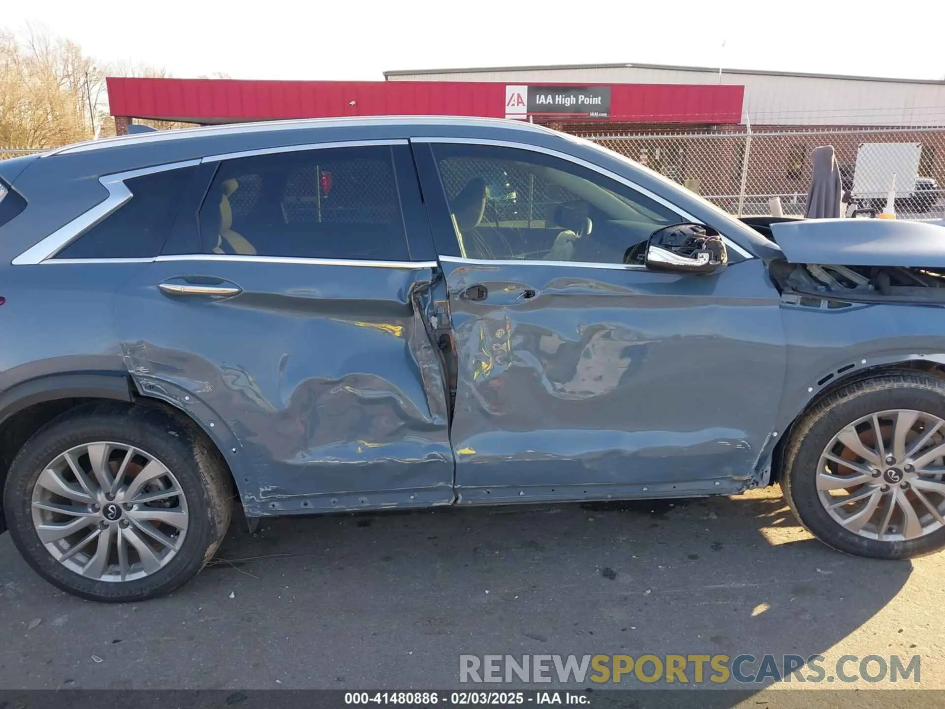 13 Photograph of a damaged car 3PCAJ5BA9PF109749 INFINITI QX50 2023