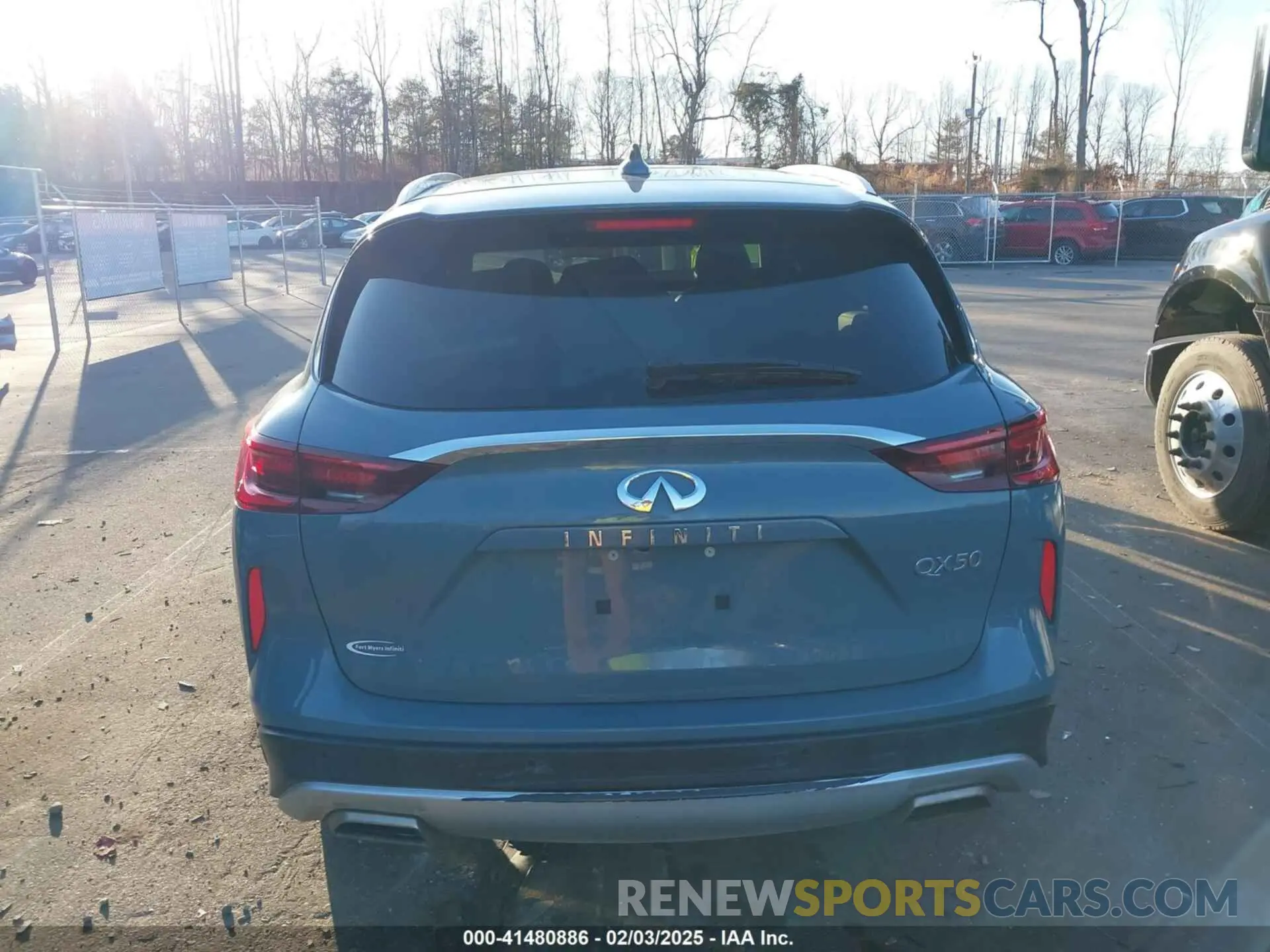 16 Photograph of a damaged car 3PCAJ5BA9PF109749 INFINITI QX50 2023