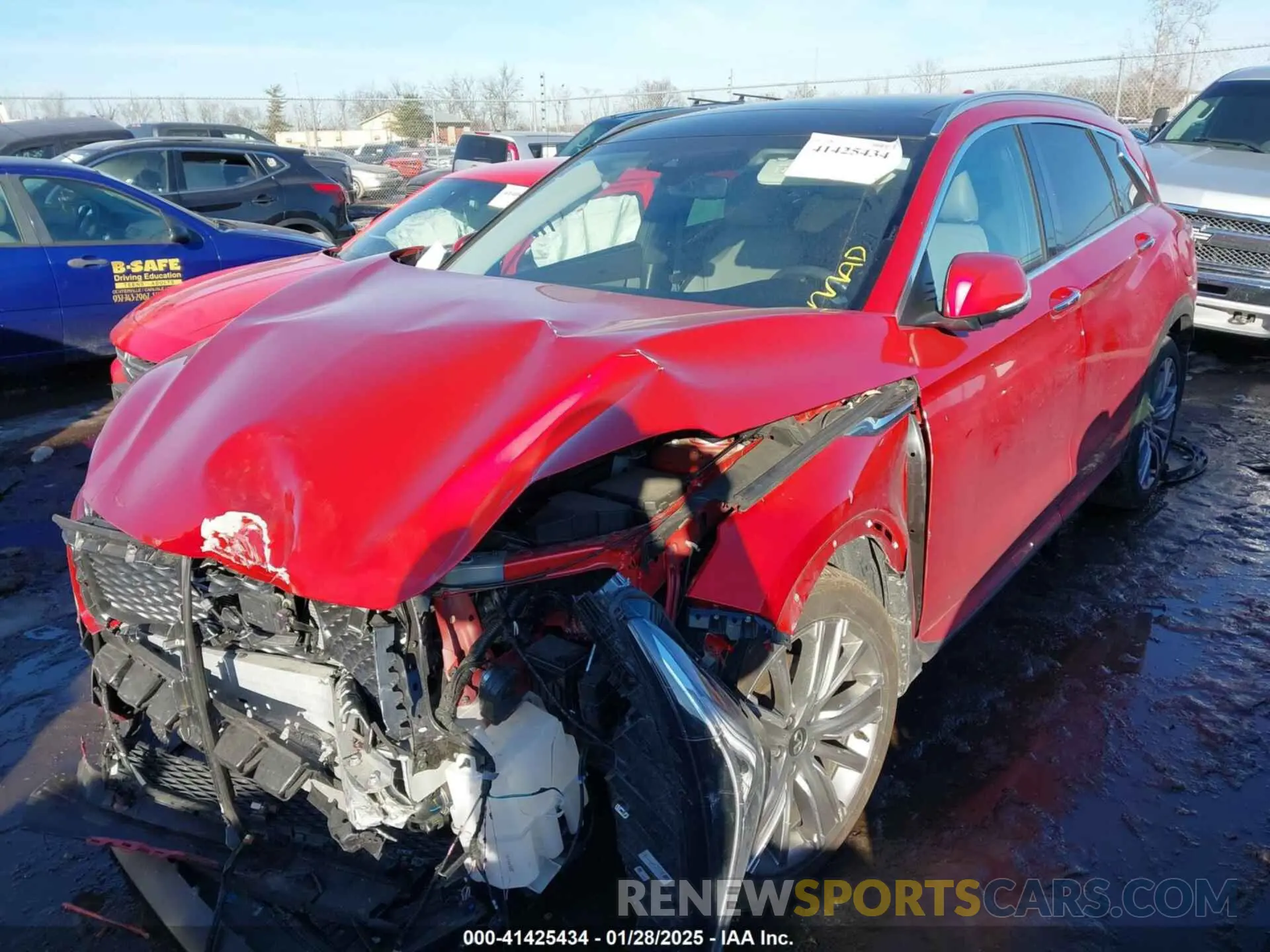 2 Фотография поврежденного автомобиля 3PCAJ5EB7PF108118 INFINITI QX50 2023