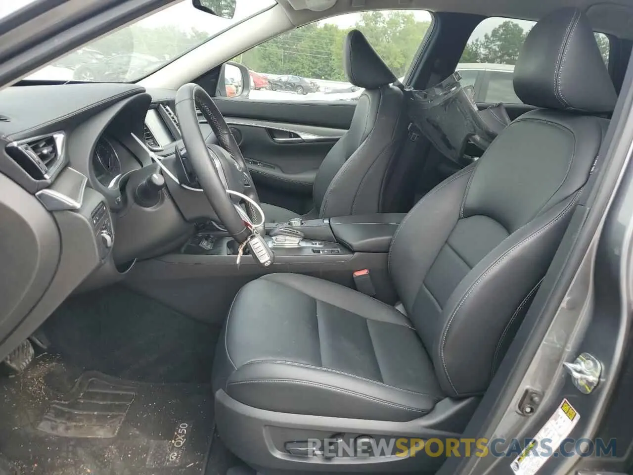 7 Photograph of a damaged car 3PCAJ5AA3RF100906 INFINITI QX50 2024