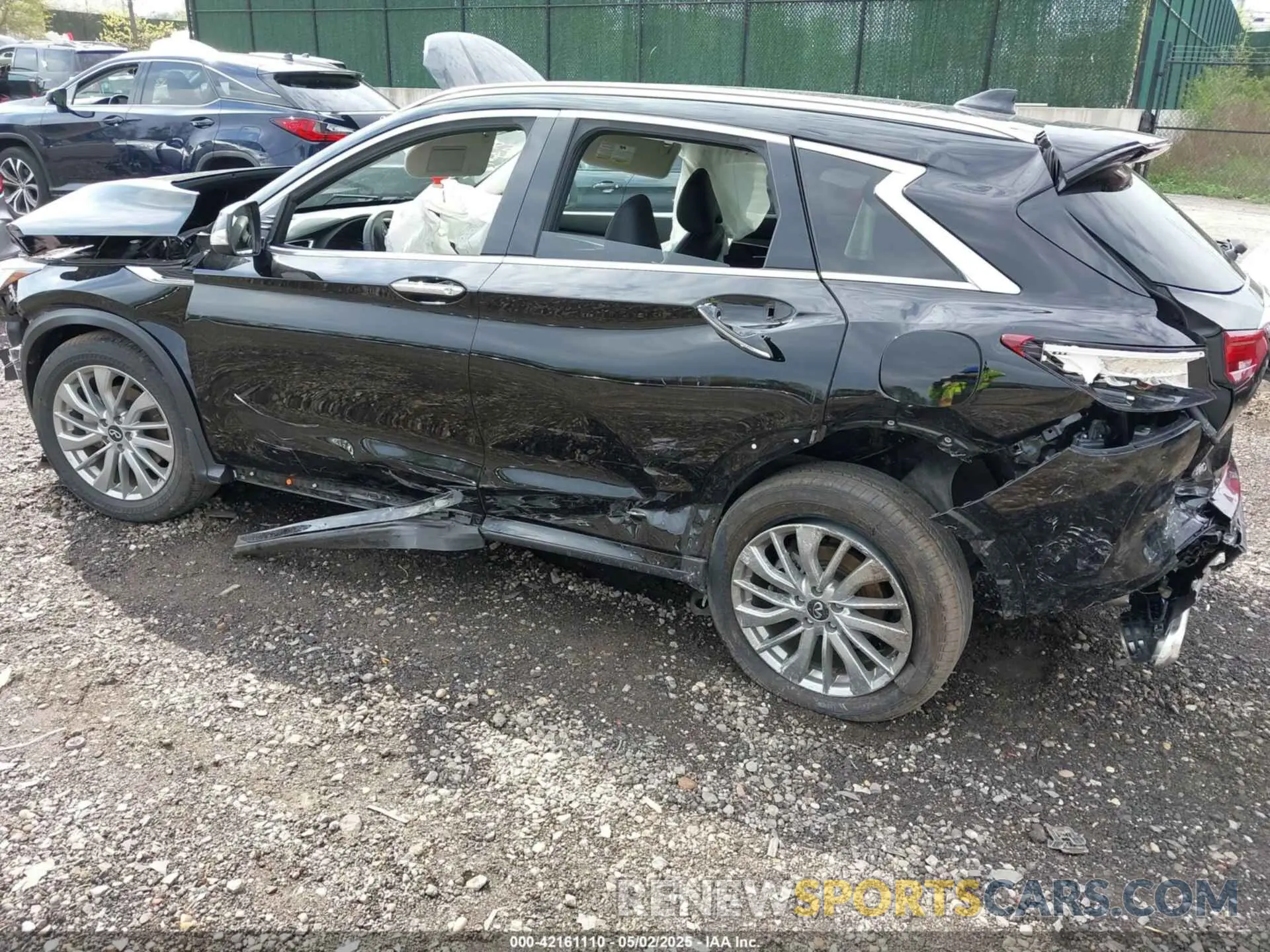 3 Photograph of a damaged car 3PCAJ5BB9RF101243 INFINITI QX50 2024