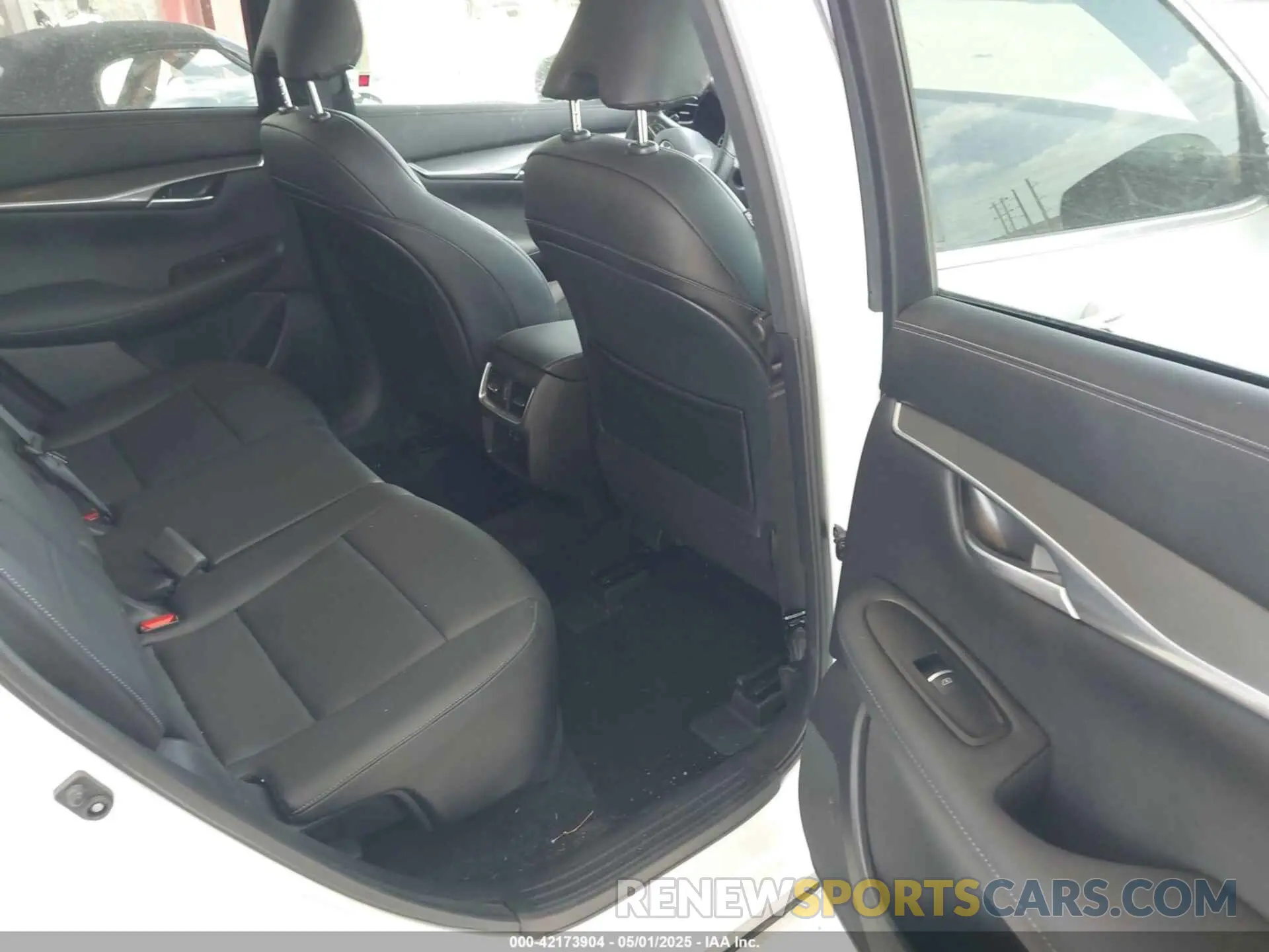 8 Фотография поврежденного автомобиля 3PCAJ5ABXSF101596 INFINITI QX50 2025