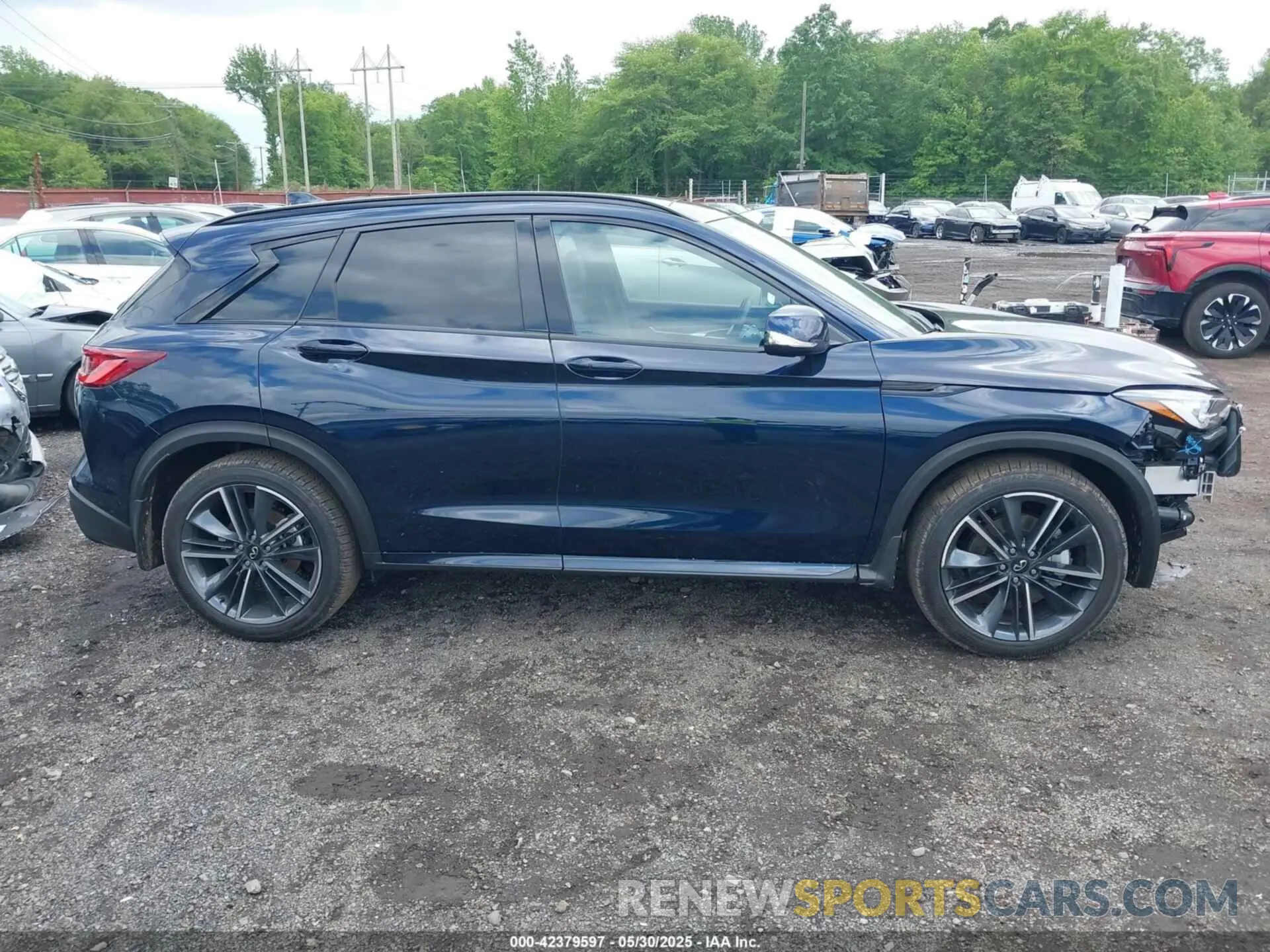 13 Photograph of a damaged car 3PCAJ5FB1SF107702 INFINITI QX50 2025