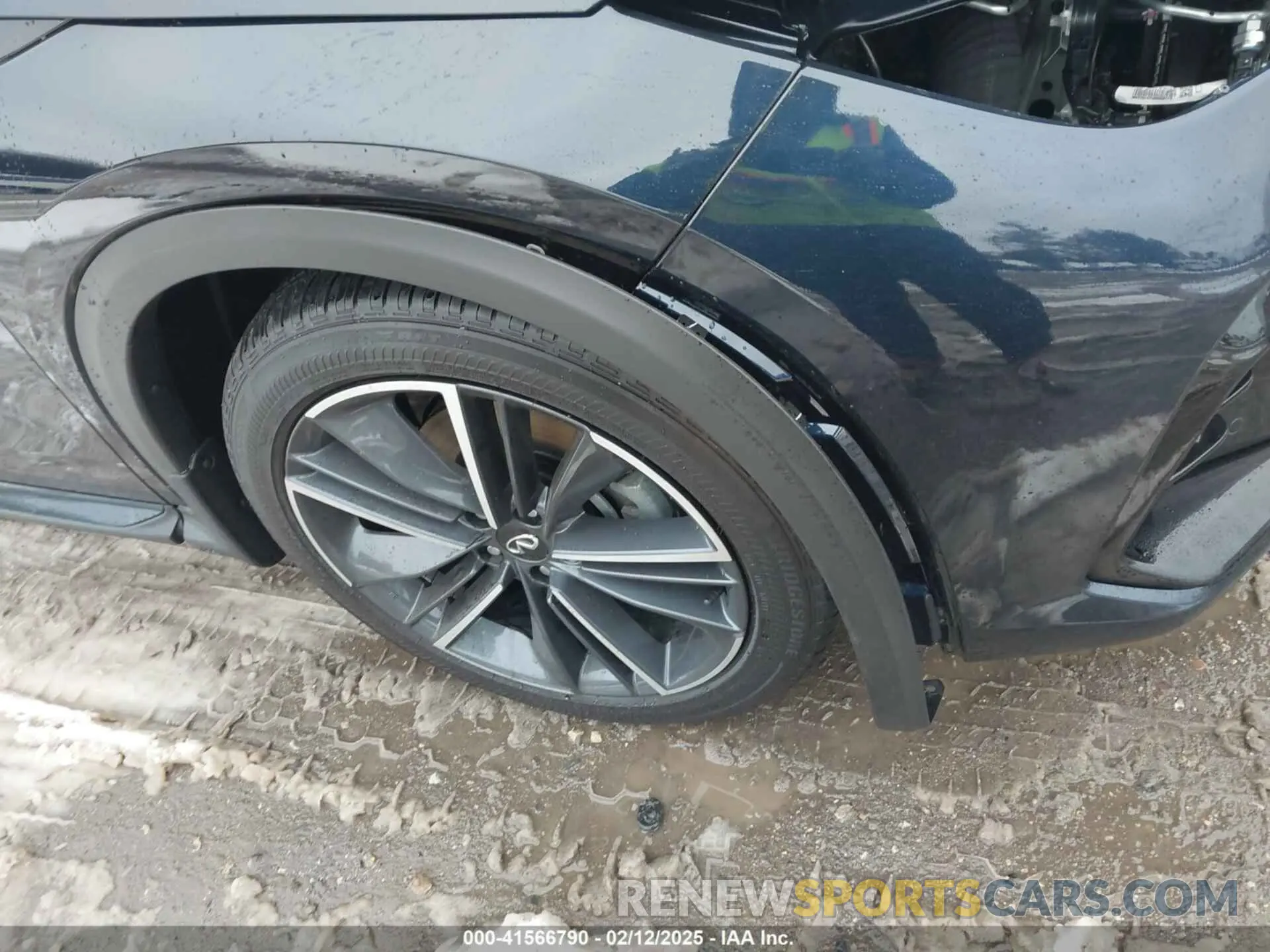 18 Photograph of a damaged car 3PCAJ5FB2SF103397 INFINITI QX50 2025