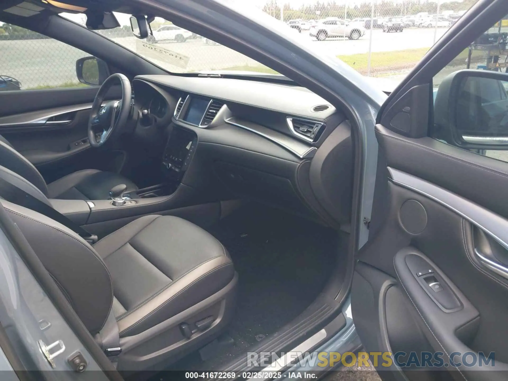 5 Photograph of a damaged car 3PCAJ5JRXPF117396 INFINITI QX55 2023