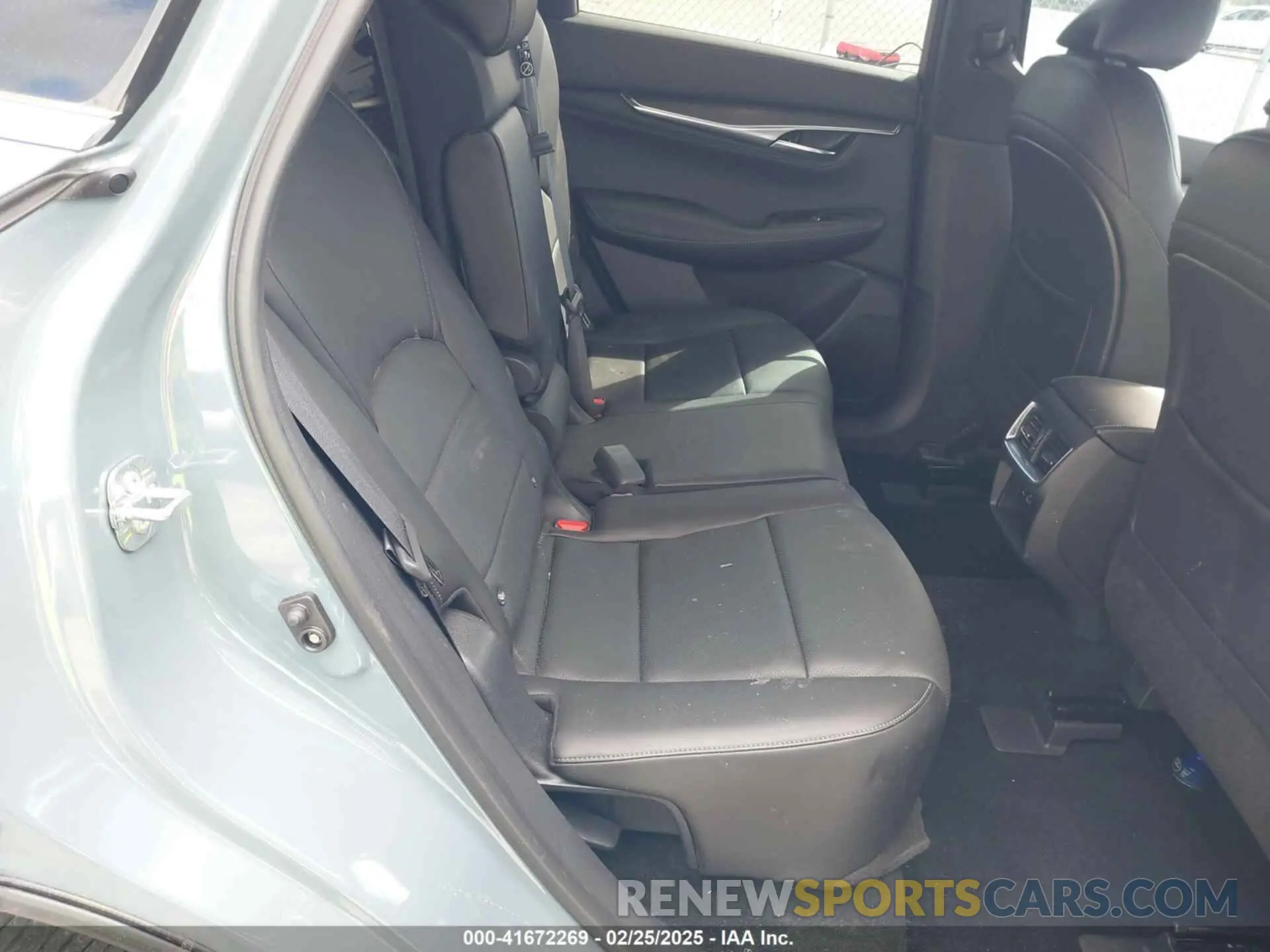 8 Photograph of a damaged car 3PCAJ5JRXPF117396 INFINITI QX55 2023