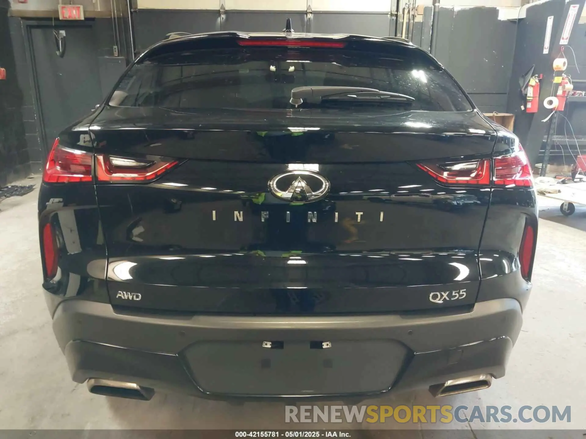 17 Photograph of a damaged car 3PCAJ5JRXRF105669 INFINITI QX55 2024
