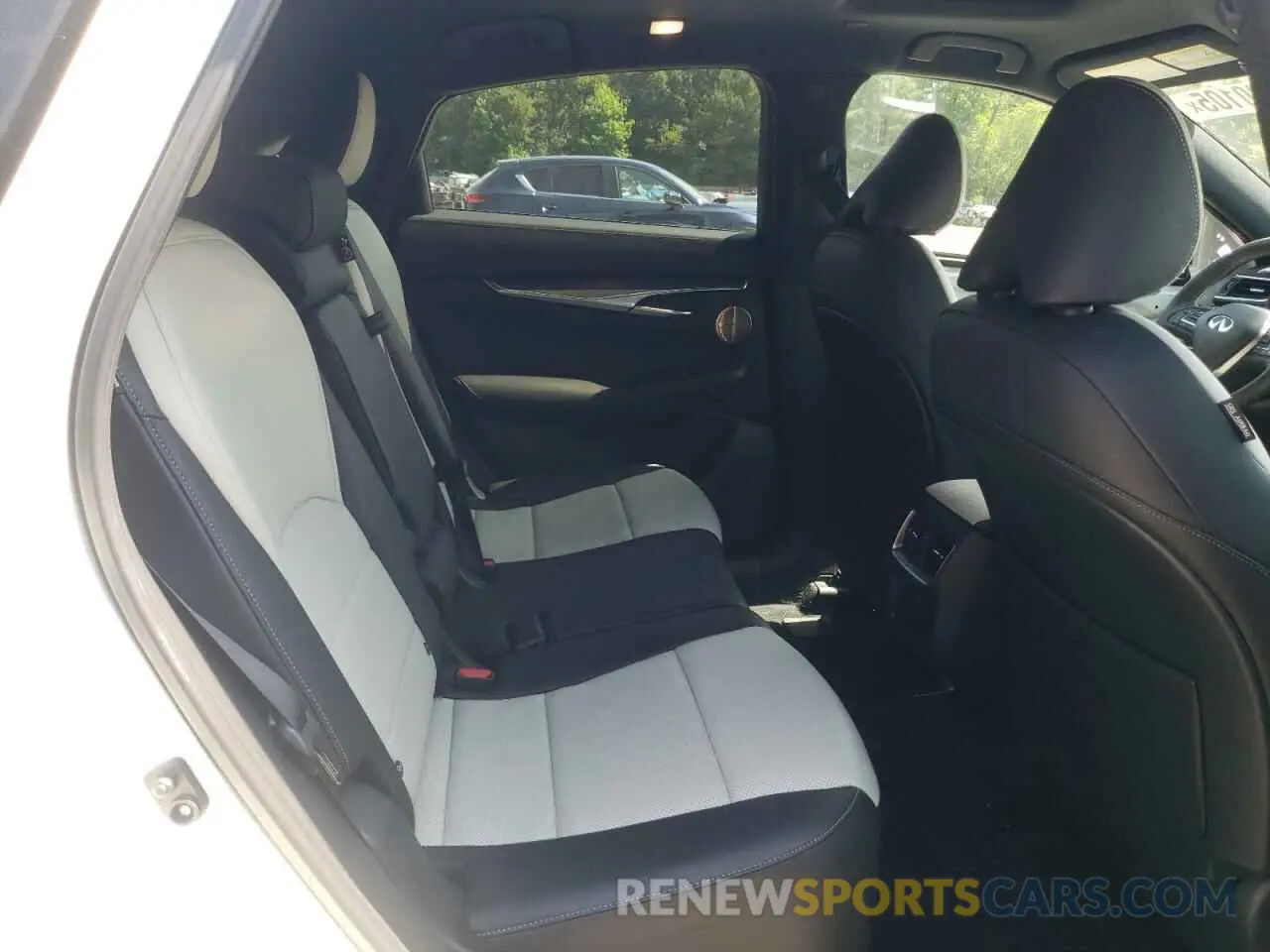 11 Фотография поврежденного автомобиля 3PCAJ5KR3RF109092 INFINITI QX55 ESSEN 2024