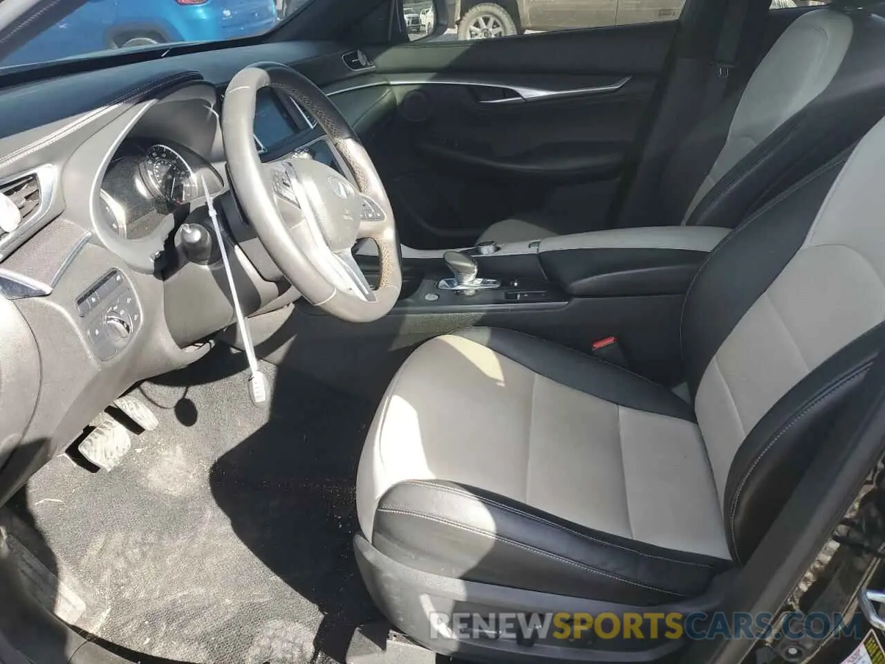 7 Photograph of a damaged car 3PCAJ5J37NF101455 INFINITI QX55 LUXE 2022