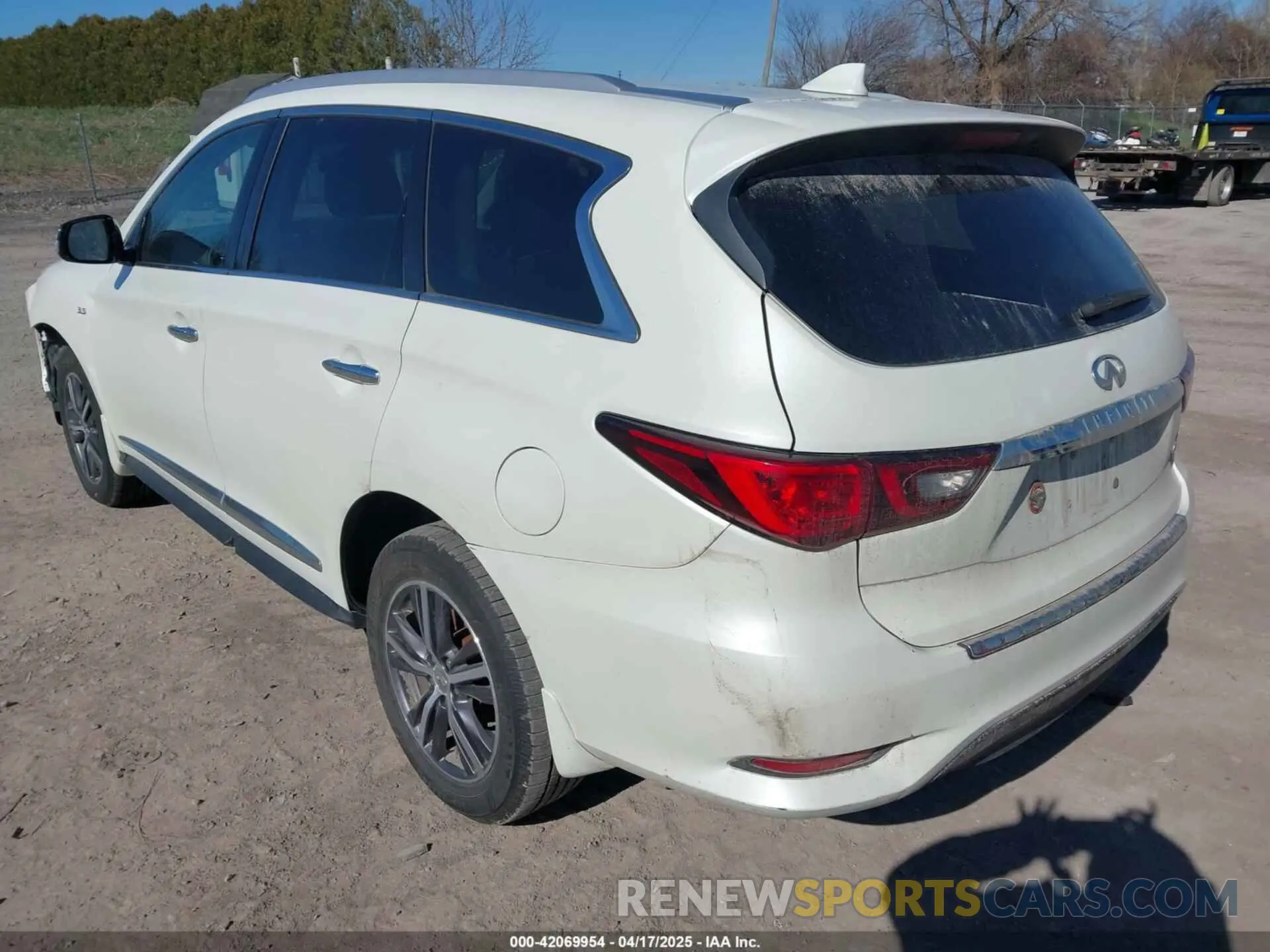 3 Фотография поврежденного автомобиля 5N1DL0MM1KC514667 INFINITI QX60 2019