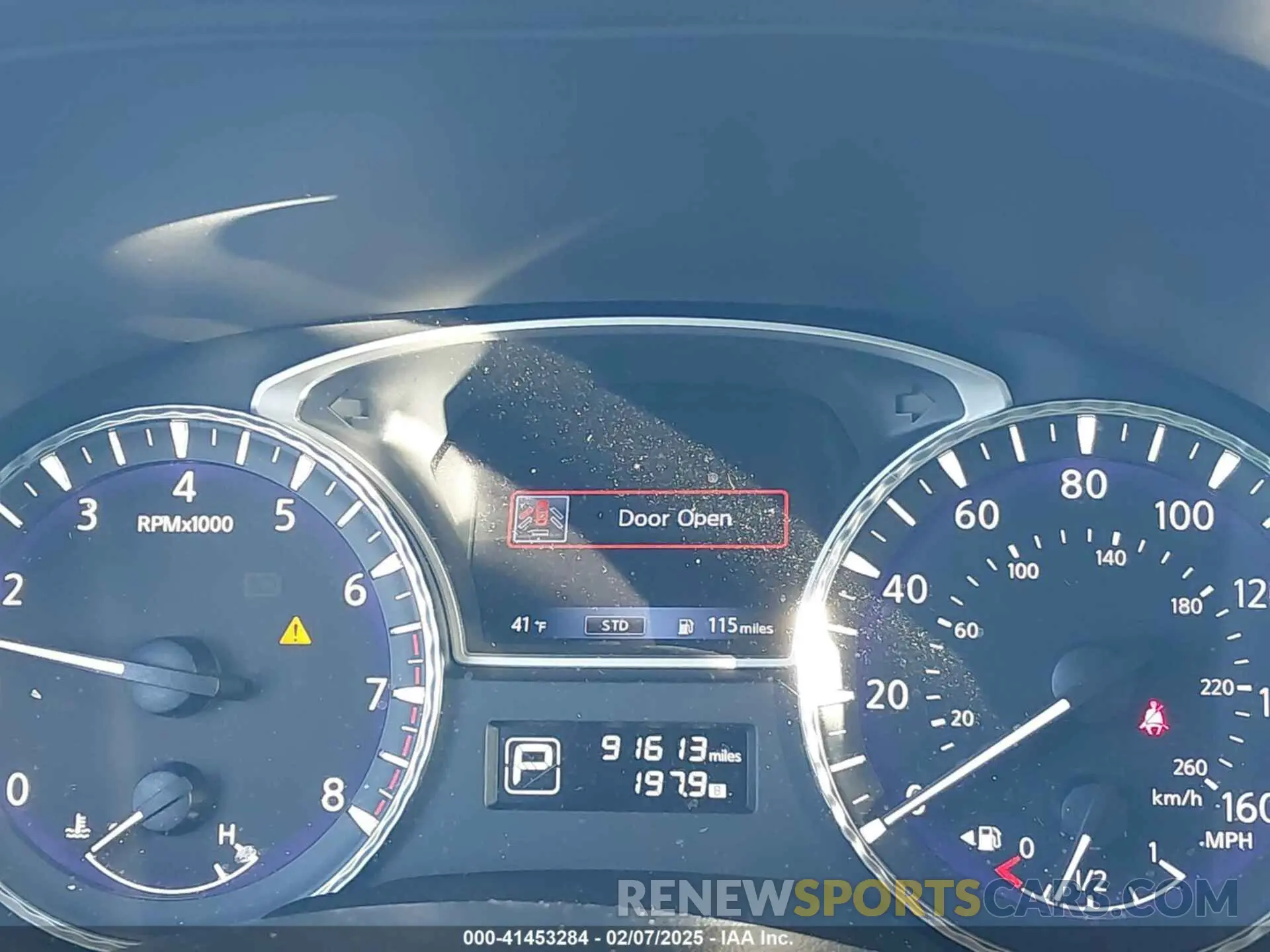 7 Photograph of a damaged car 5N1DL0MM2KC507484 INFINITI QX60 2019