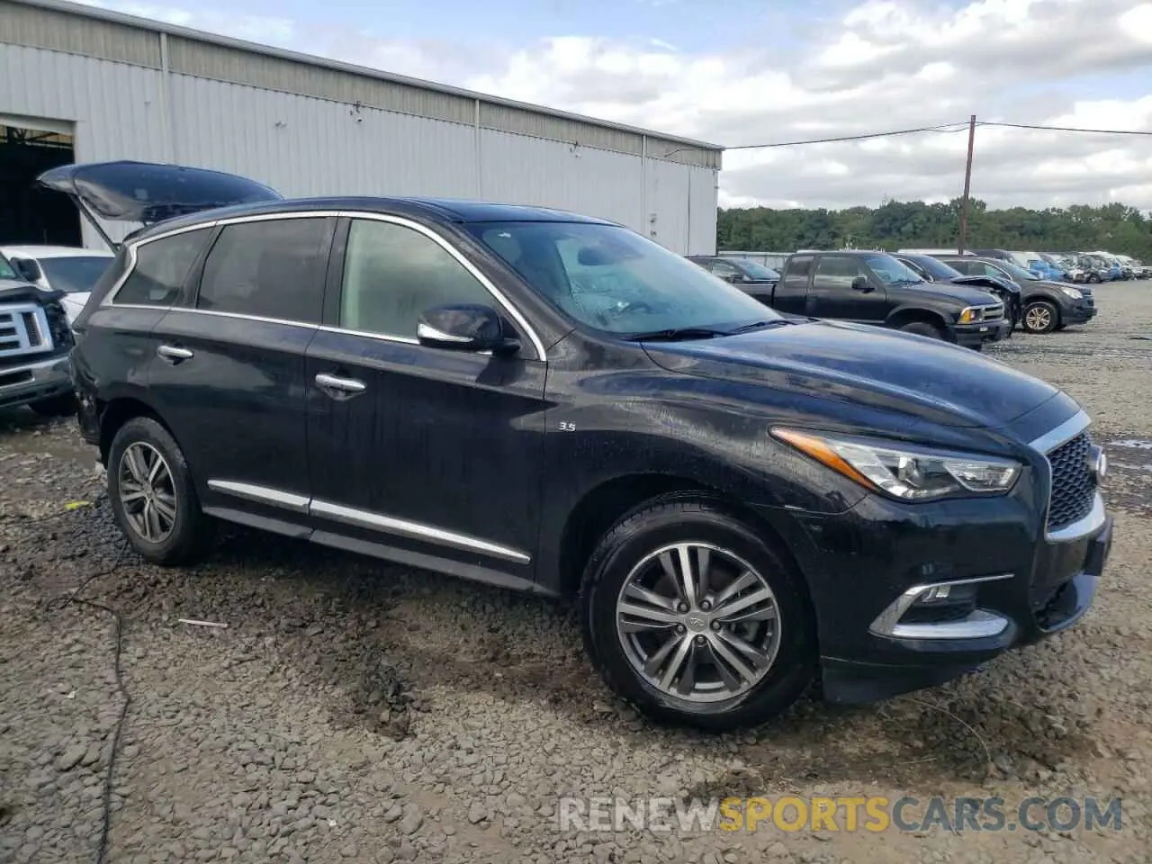 4 Photograph of a damaged car 5N1DL0MM2KC515858 INFINITI QX60 2019