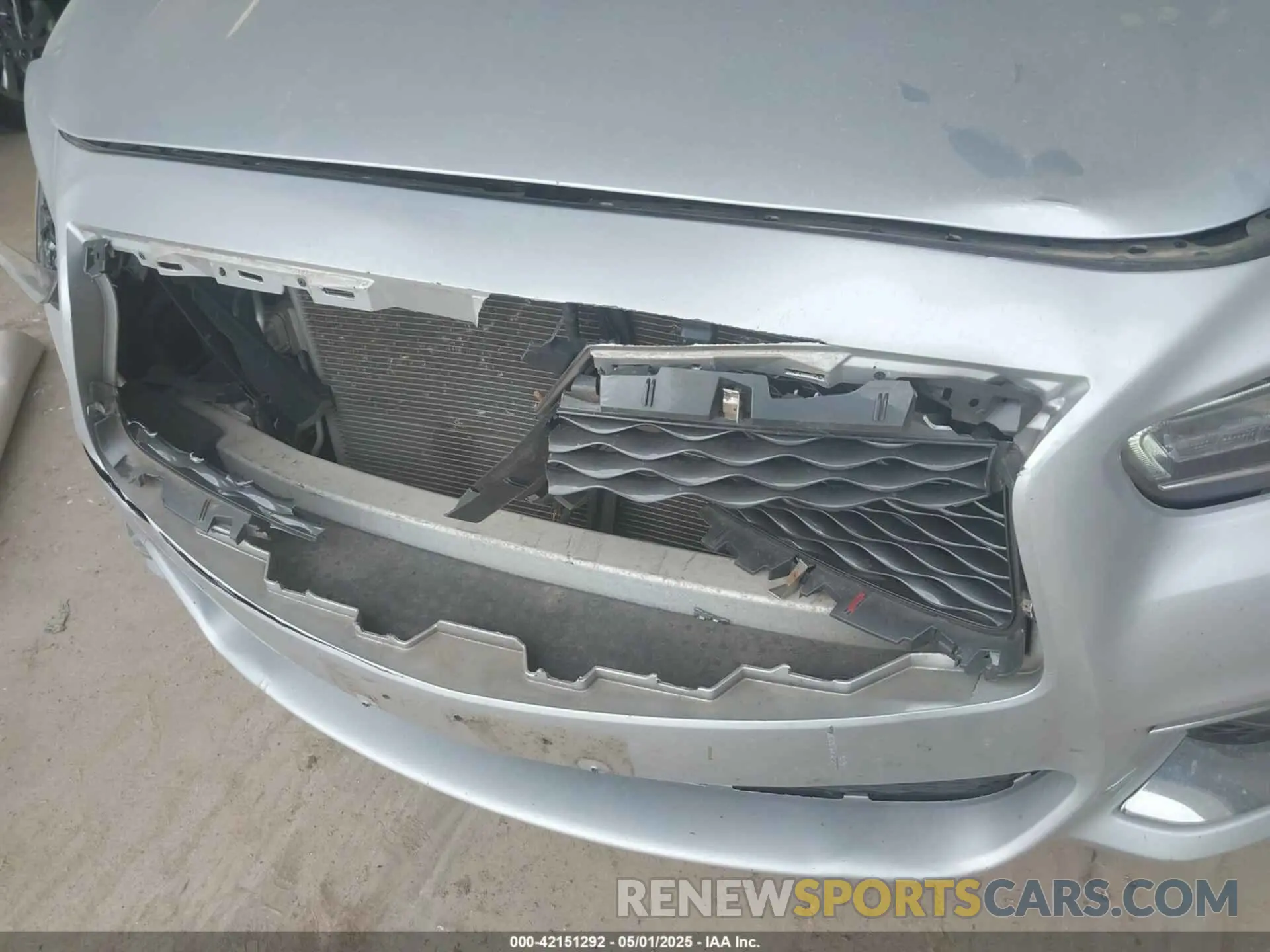 6 Photograph of a damaged car 5N1DL0MM3KC505730 INFINITI QX60 2019
