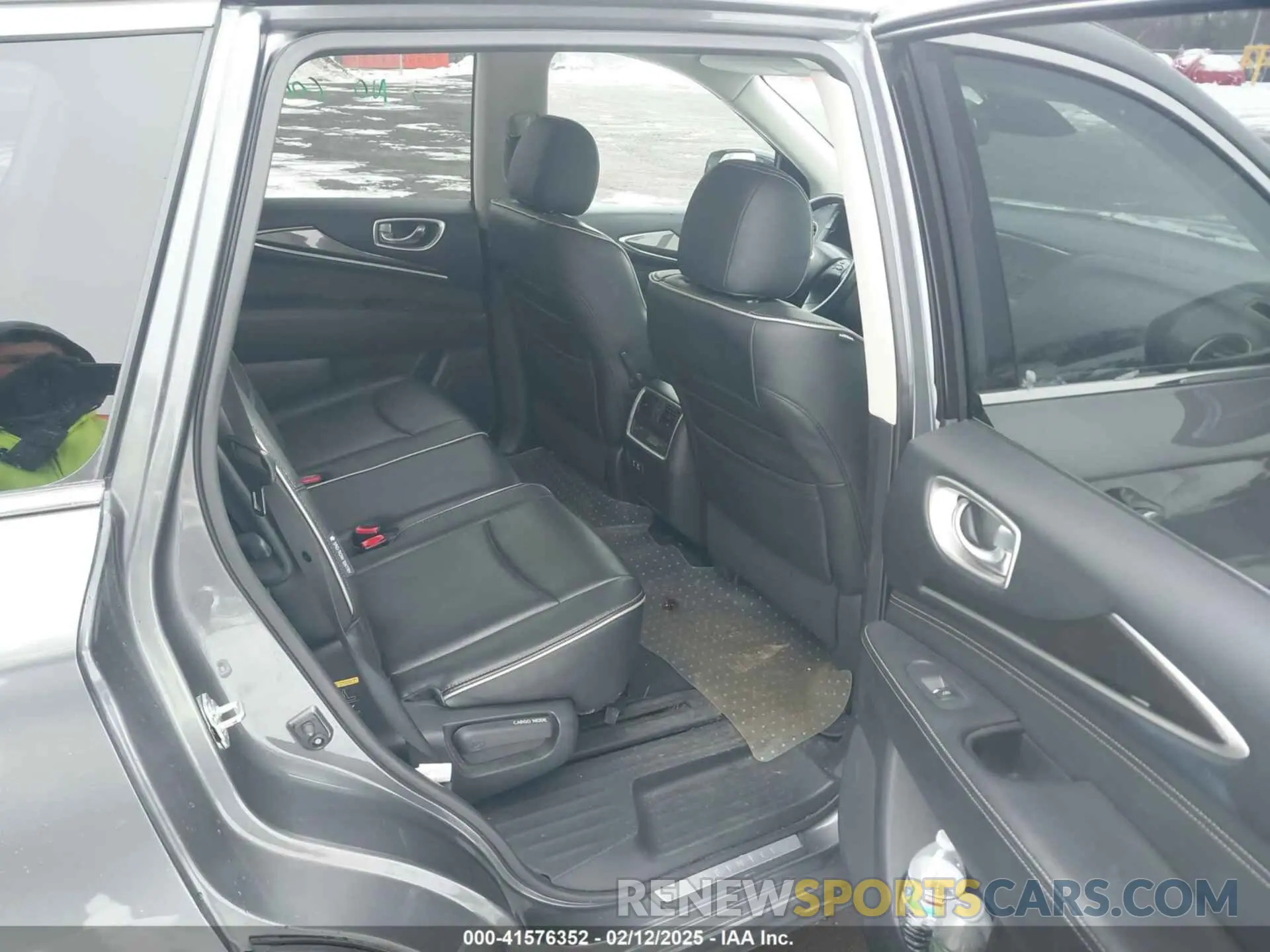 8 Фотография поврежденного автомобиля 5N1DL0MM3KC532832 INFINITI QX60 2019