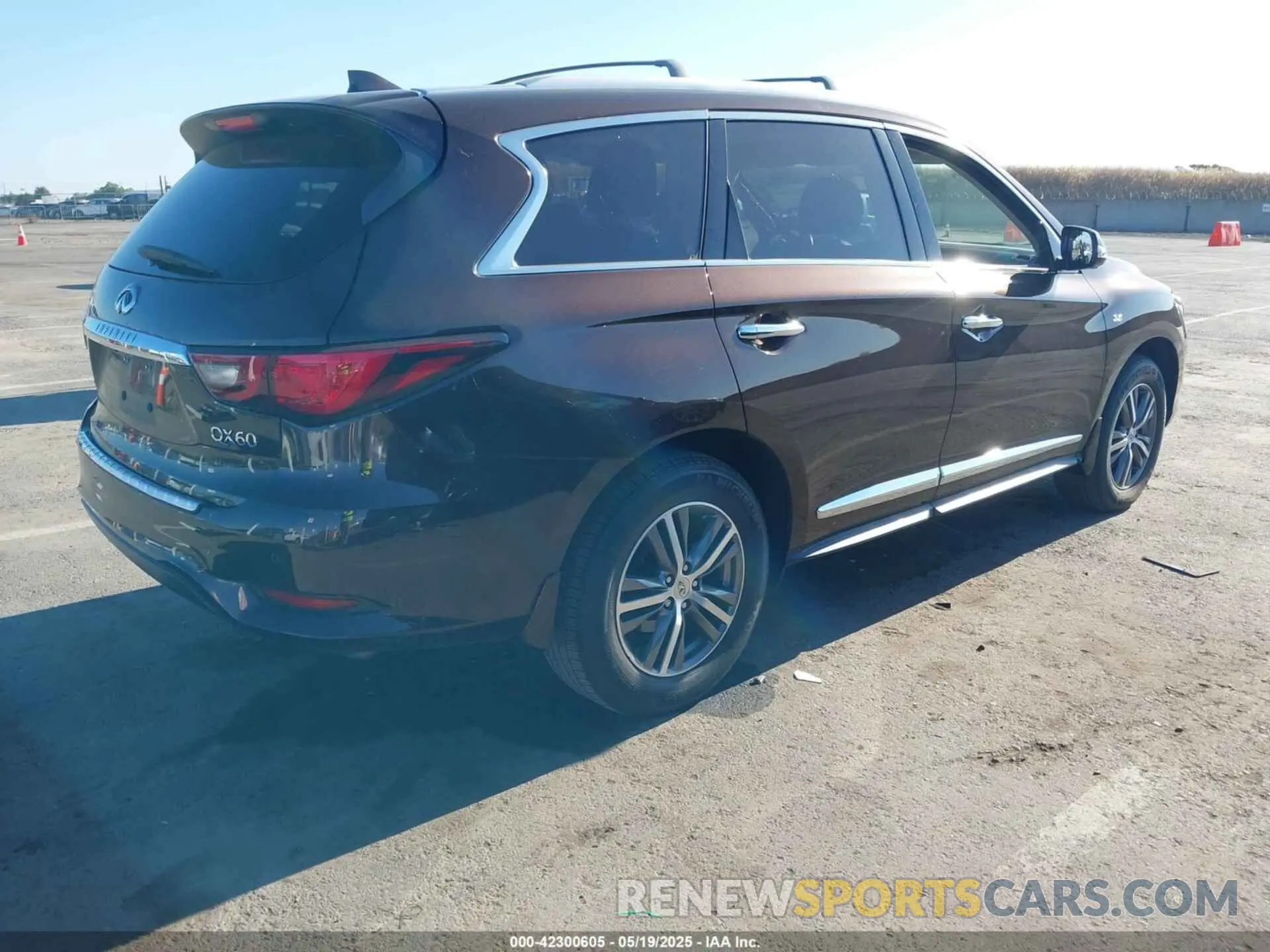 4 Фотография поврежденного автомобиля 5N1DL0MM4KC569307 INFINITI QX60 2019