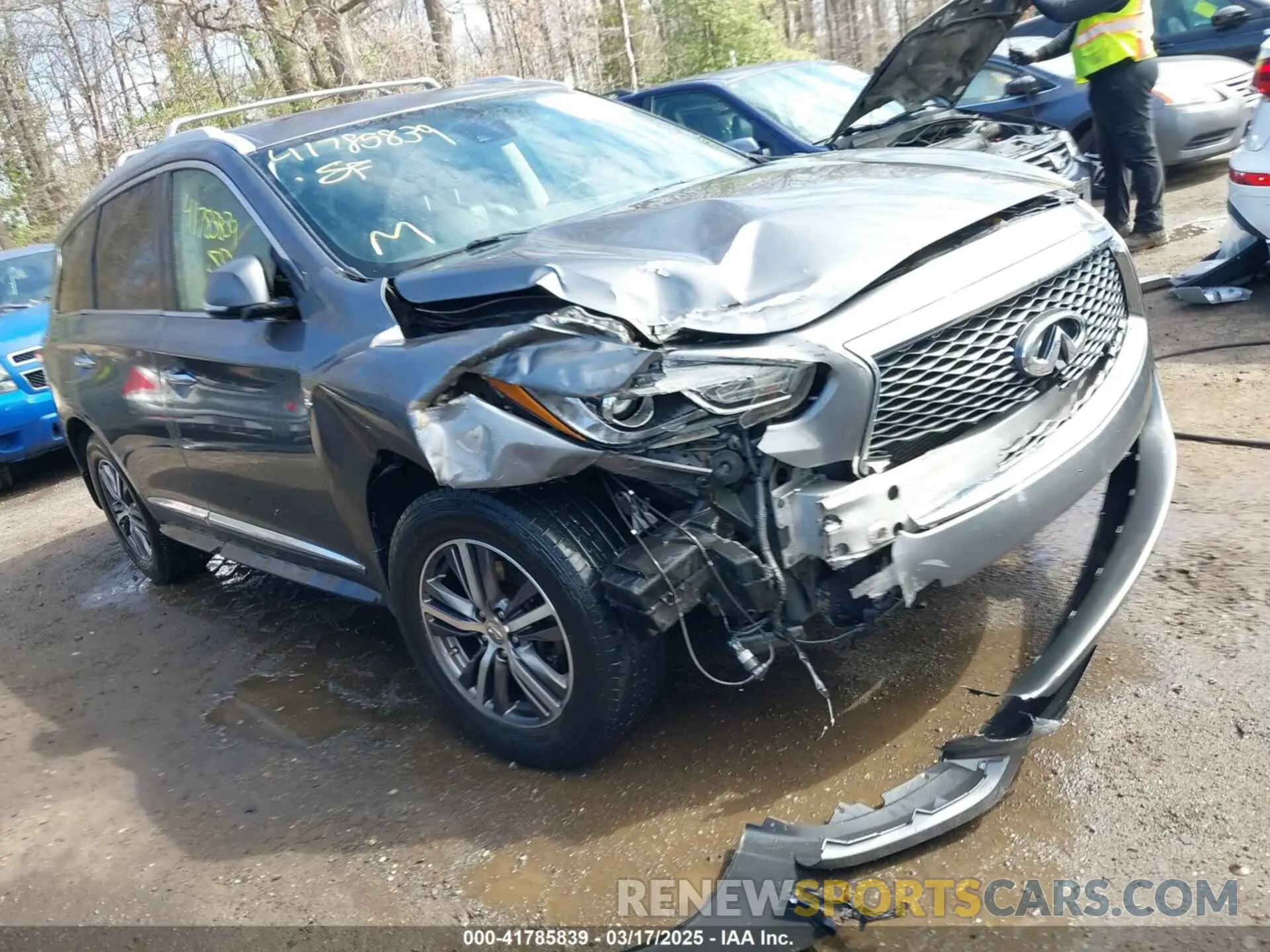 1 Фотография поврежденного автомобиля 5N1DL0MM5KC529818 INFINITI QX60 2019