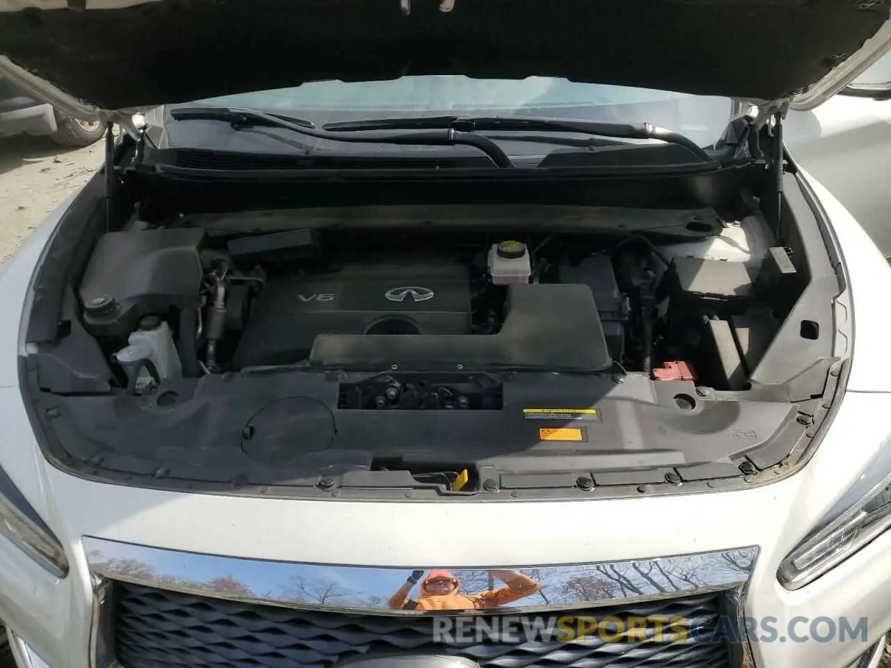 12 Photograph of a damaged car 5N1DL0MM5KC533156 INFINITI QX60 2019