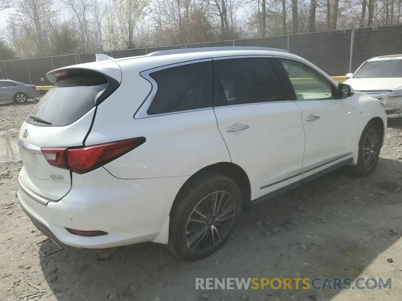 3 Photograph of a damaged car 5N1DL0MM5KC533156 INFINITI QX60 2019