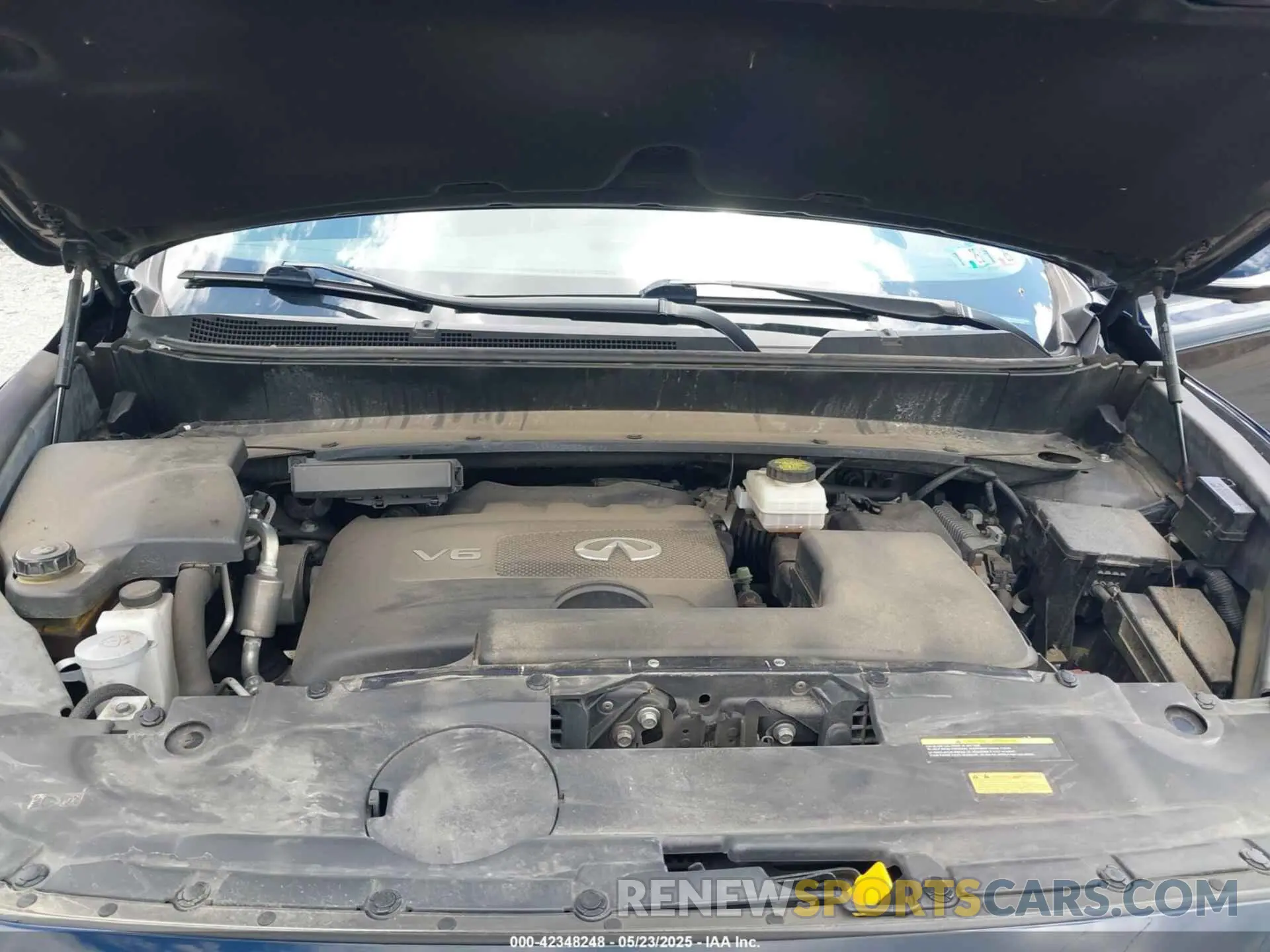 10 Photograph of a damaged car 5N1DL0MM6KC509996 INFINITI QX60 2019