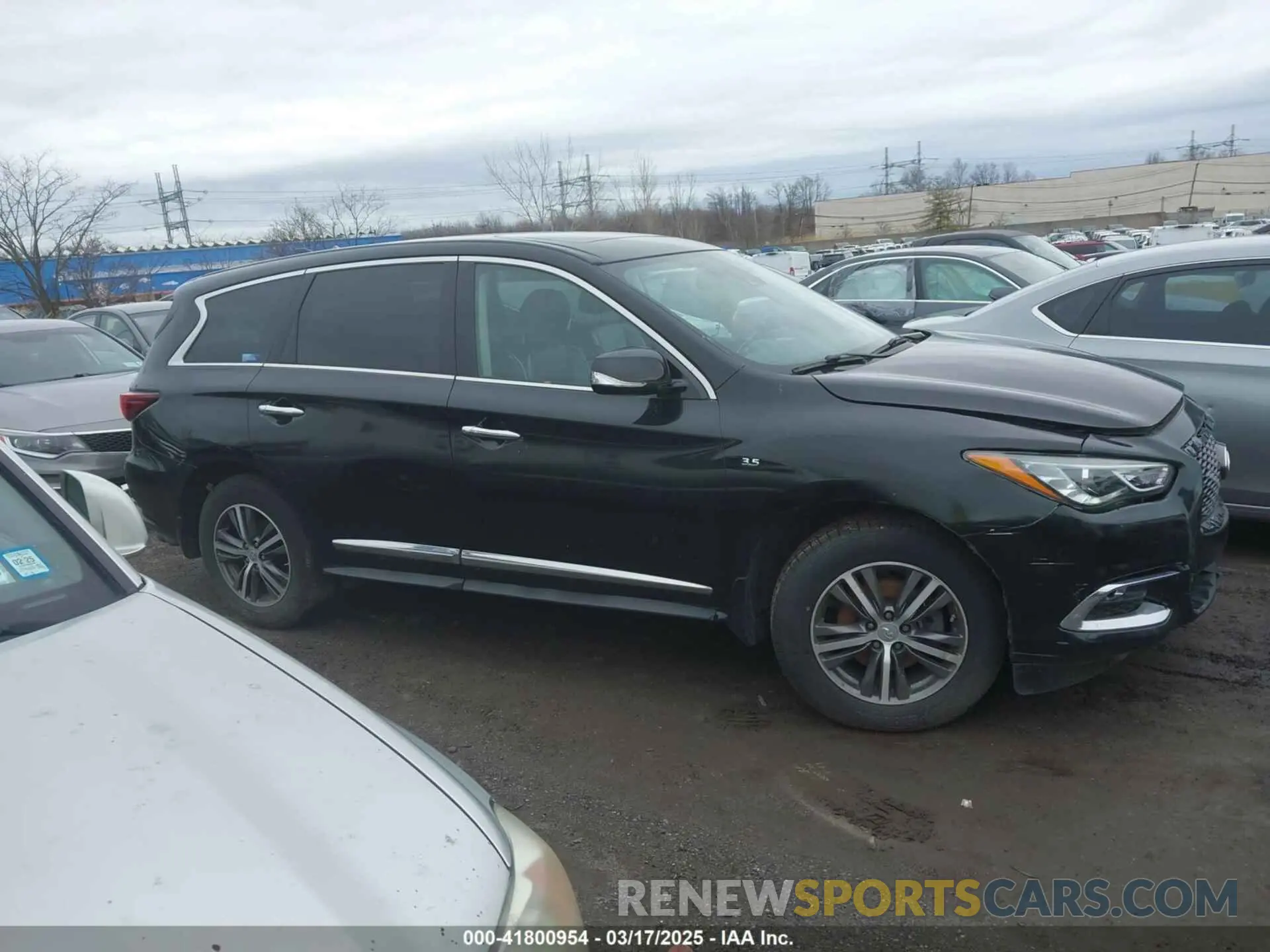 13 Photograph of a damaged car 5N1DL0MM7KC504614 INFINITI QX60 2019