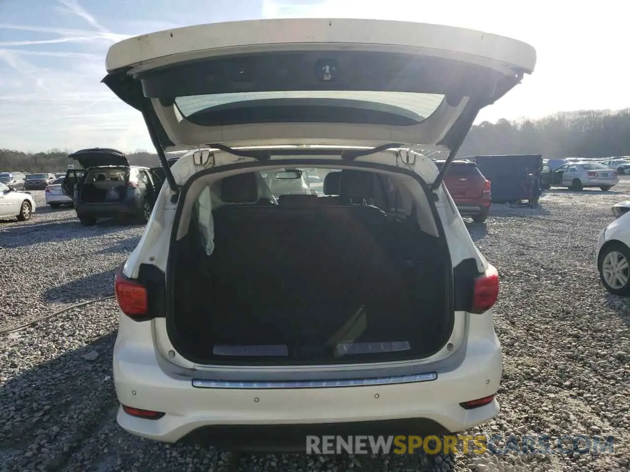 6 Photograph of a damaged car 5N1DL0MM7KC520098 INFINITI QX60 2019