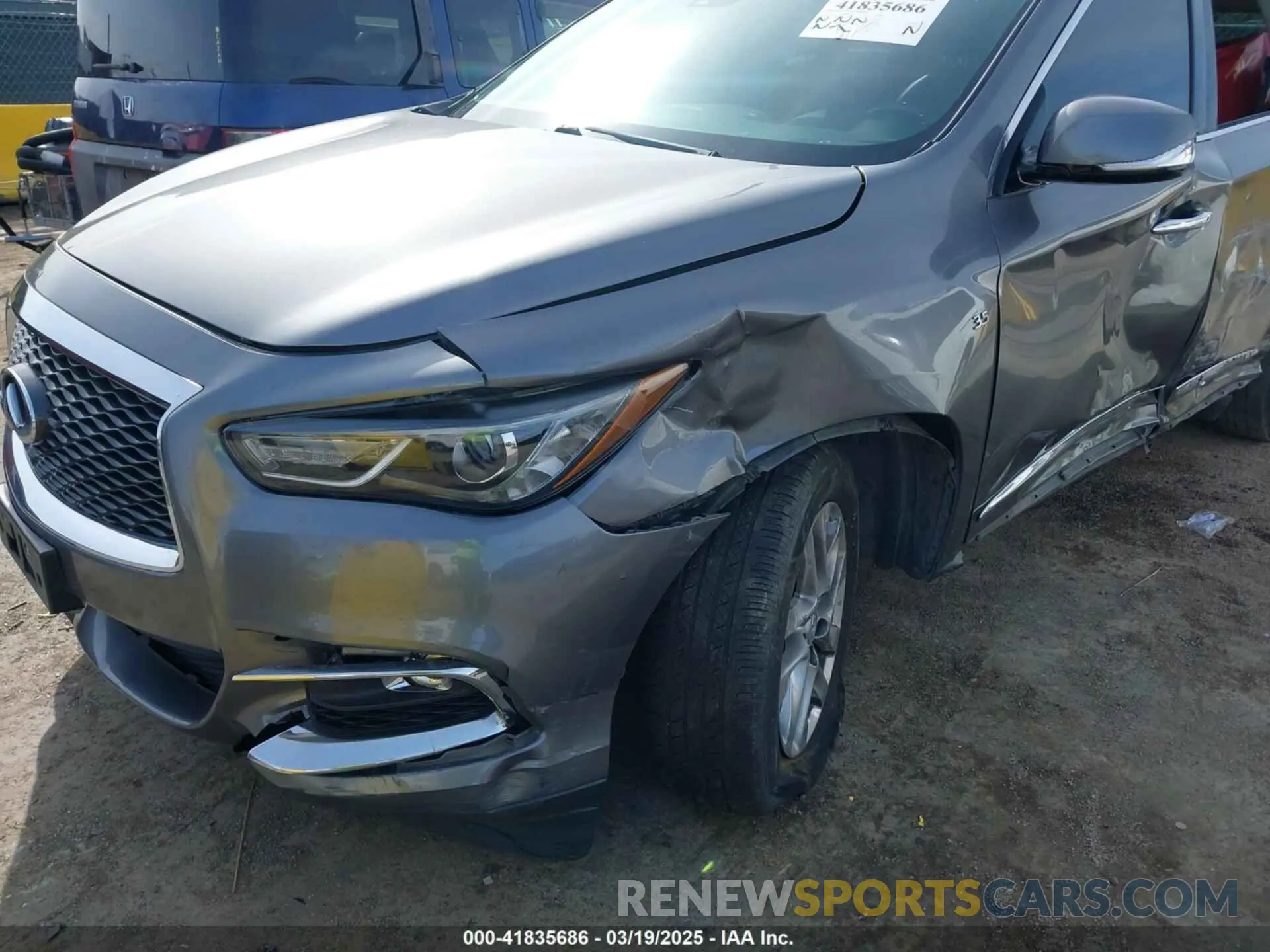 6 Photograph of a damaged car 5N1DL0MM7KC552081 INFINITI QX60 2019