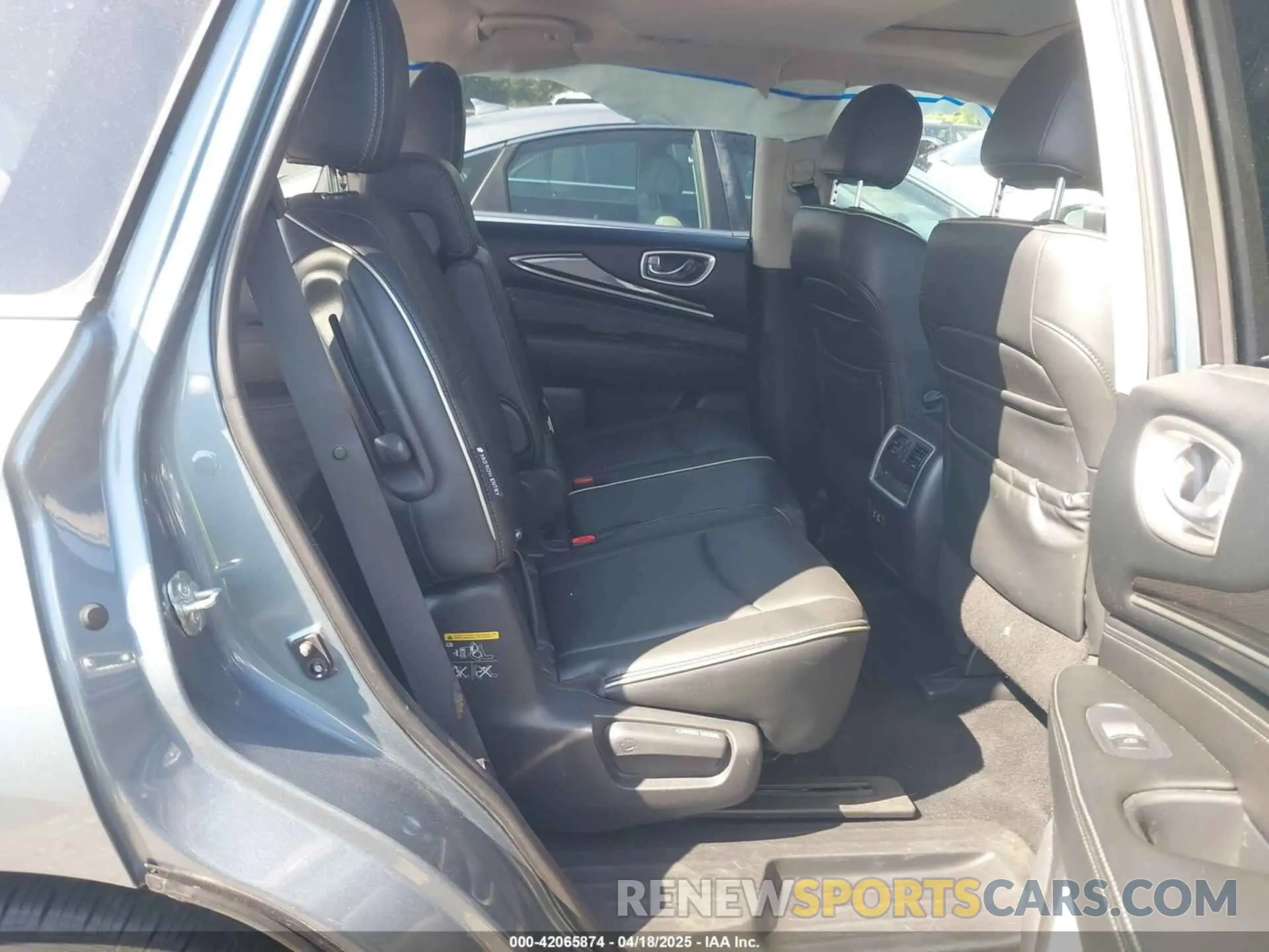 8 Фотография поврежденного автомобиля 5N1DL0MM7KC567051 INFINITI QX60 2019