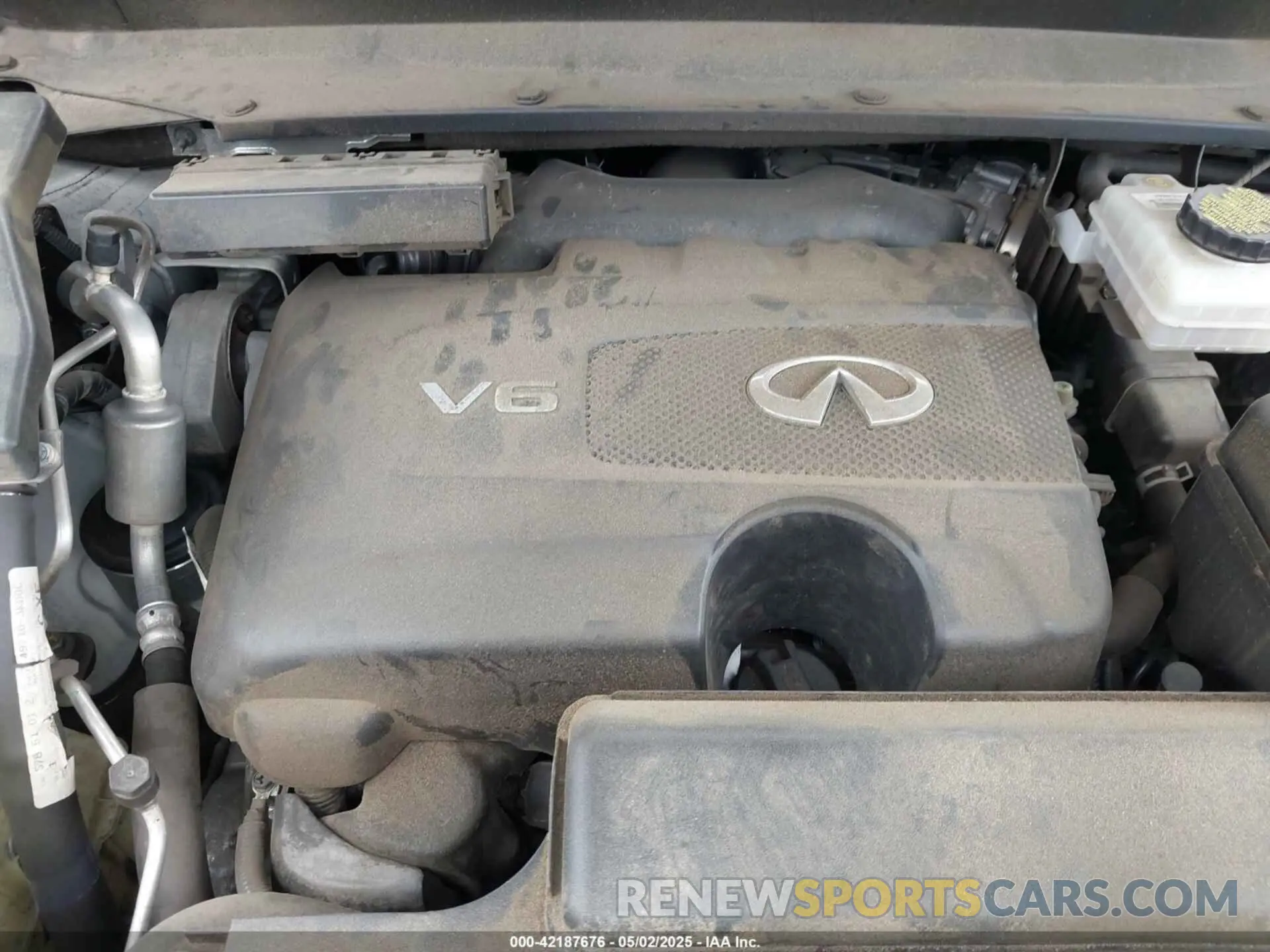 10 Photograph of a damaged car 5N1DL0MN0KC519691 INFINITI QX60 2019