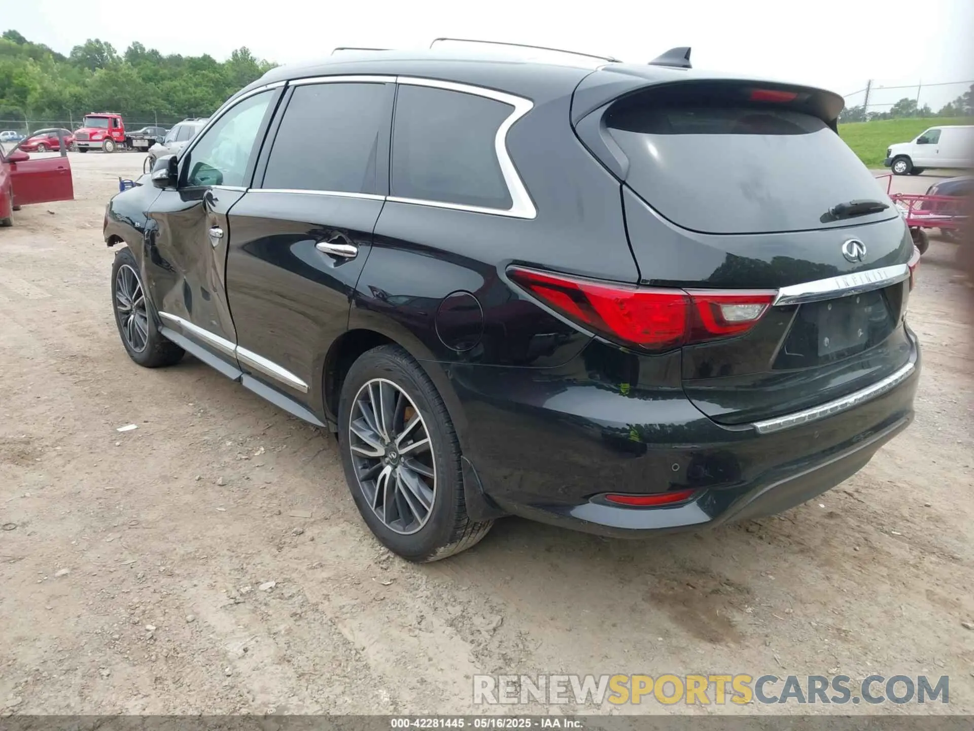 3 Photograph of a damaged car 5N1DL0MN0KC562508 INFINITI QX60 2019