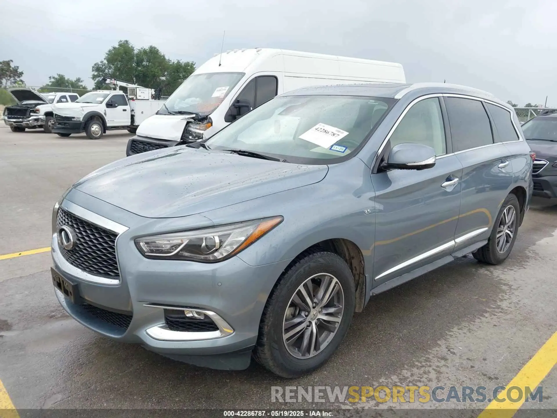 2 Photograph of a damaged car 5N1DL0MN2KC510720 INFINITI QX60 2019