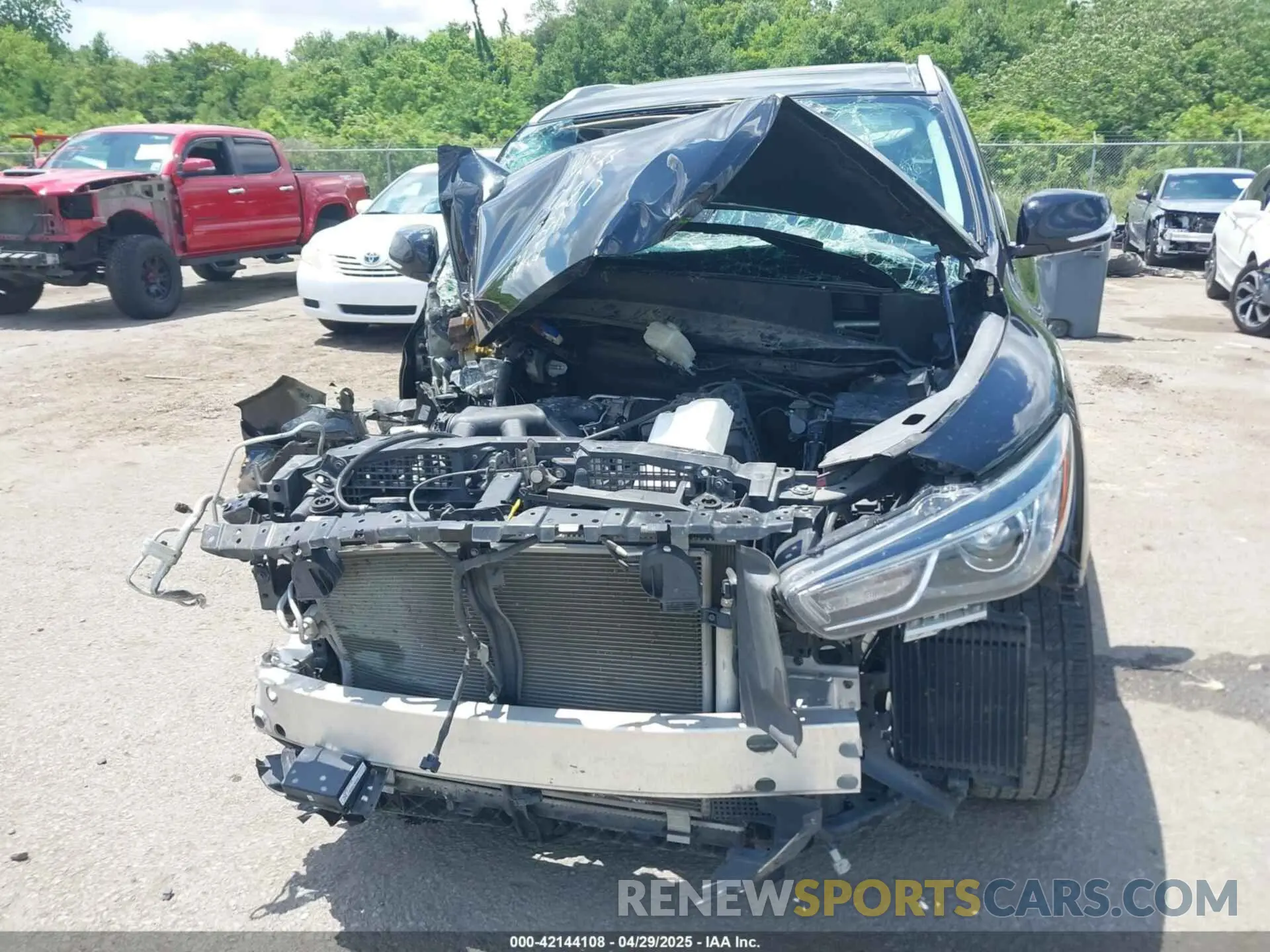12 Photograph of a damaged car 5N1DL0MN3KC516817 INFINITI QX60 2019