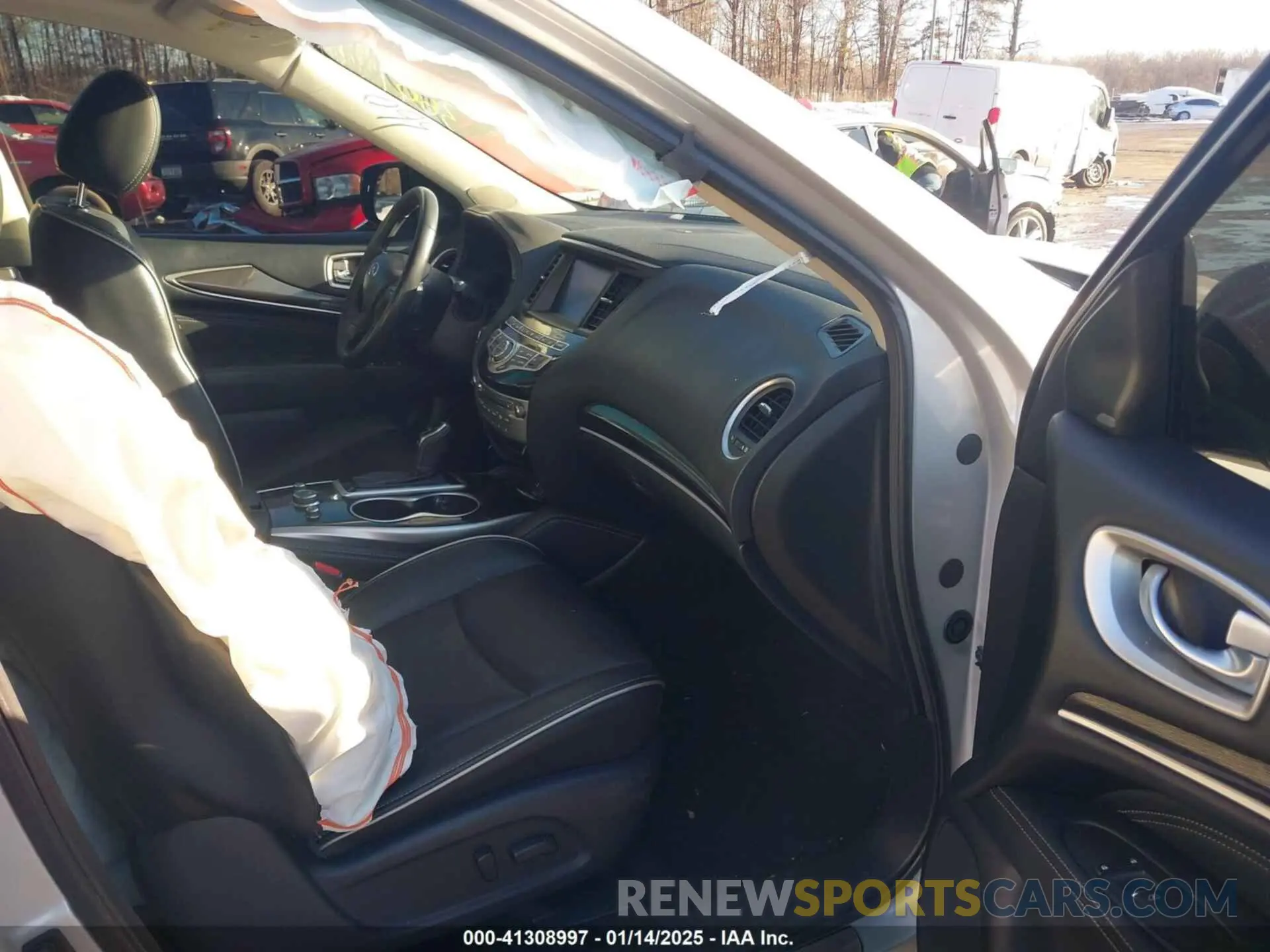 5 Photograph of a damaged car 5N1DL0MN3KC568514 INFINITI QX60 2019