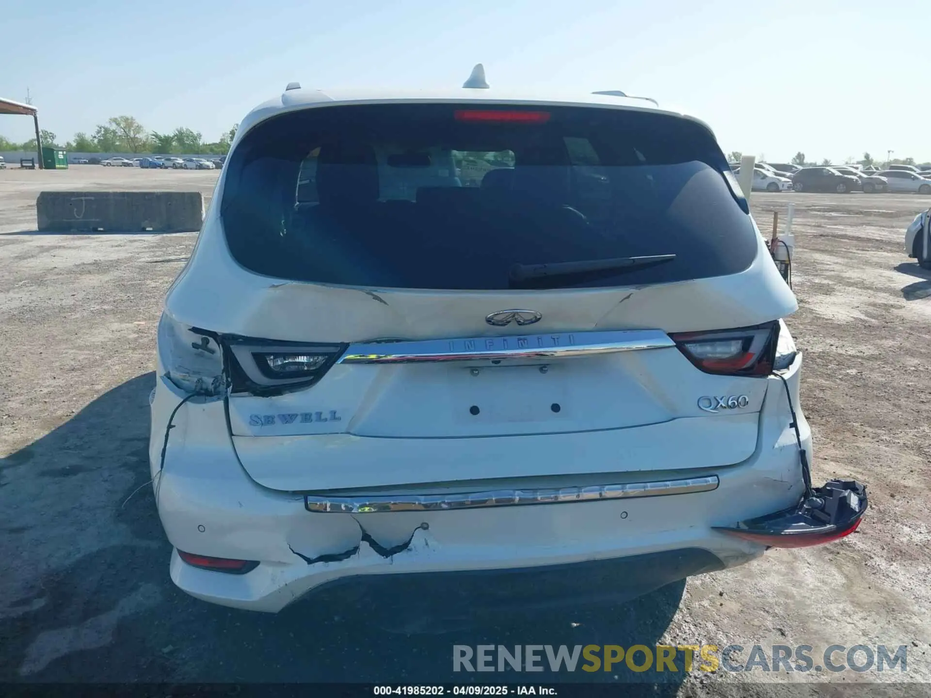 16 Фотография поврежденного автомобиля 5N1DL0MN9KC504400 INFINITI QX60 2019