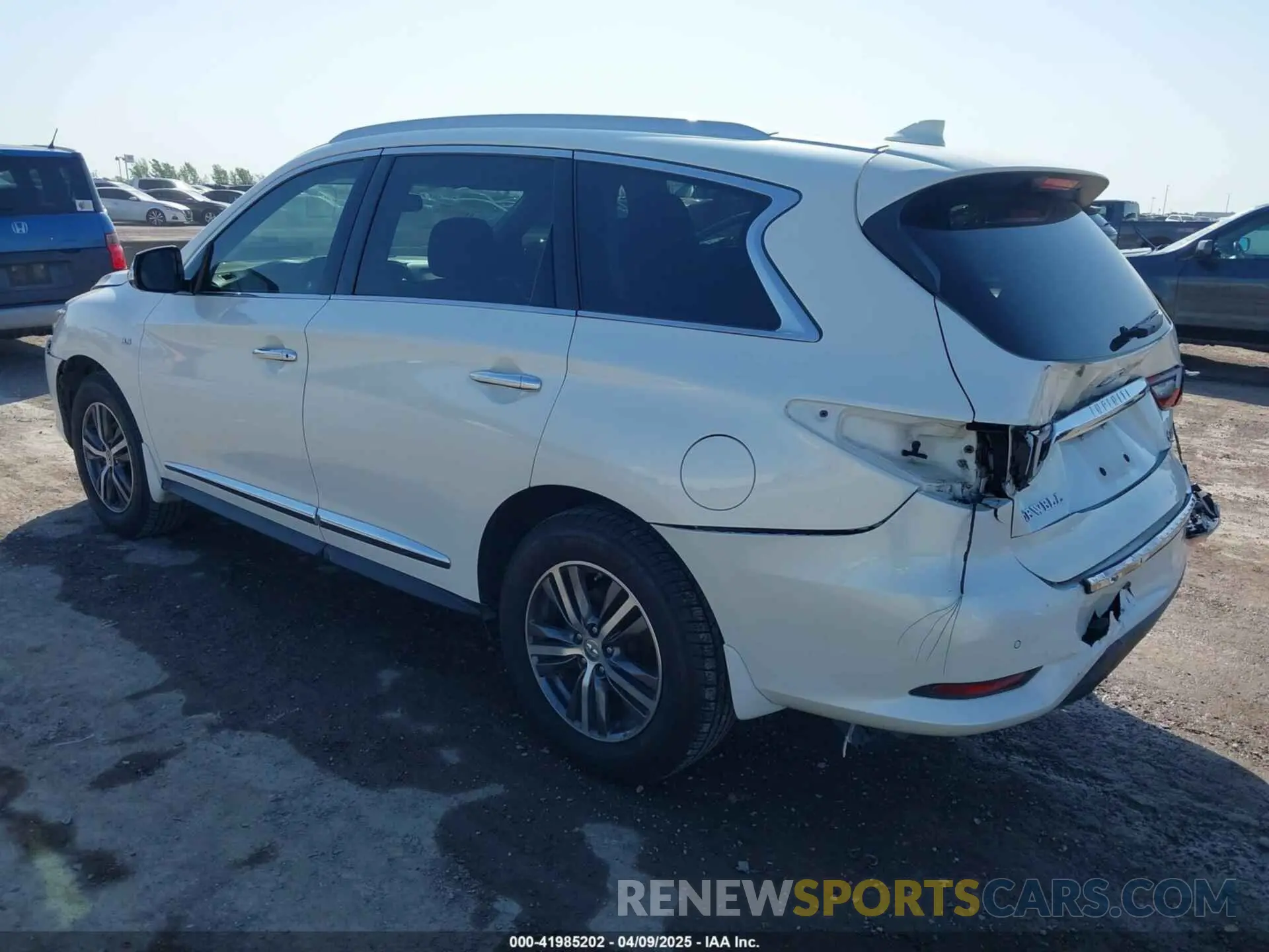 3 Фотография поврежденного автомобиля 5N1DL0MN9KC504400 INFINITI QX60 2019