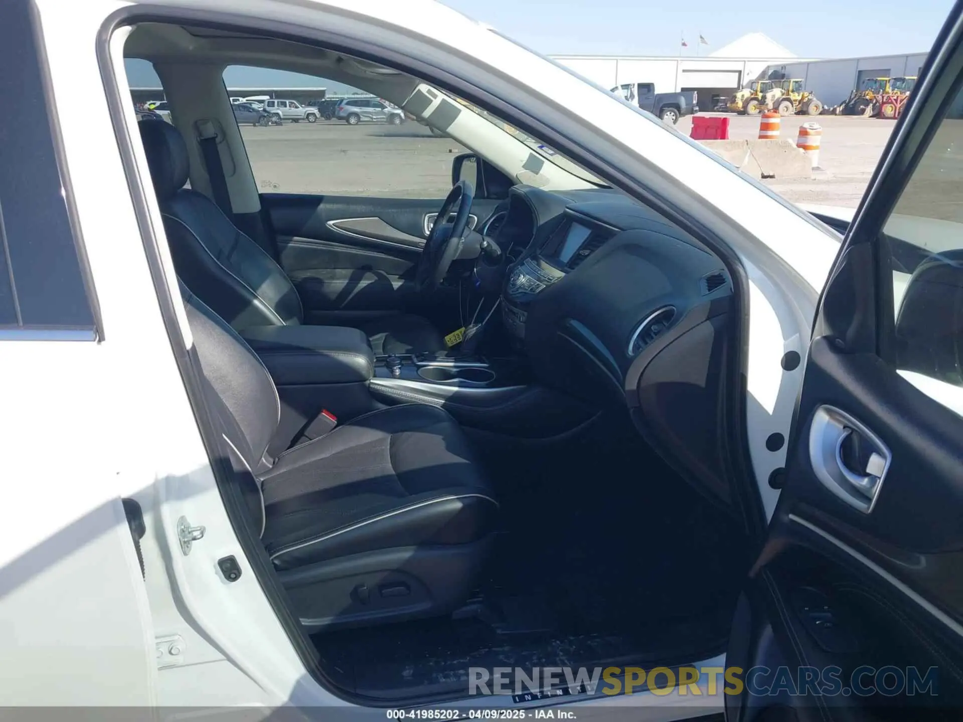 5 Фотография поврежденного автомобиля 5N1DL0MN9KC504400 INFINITI QX60 2019