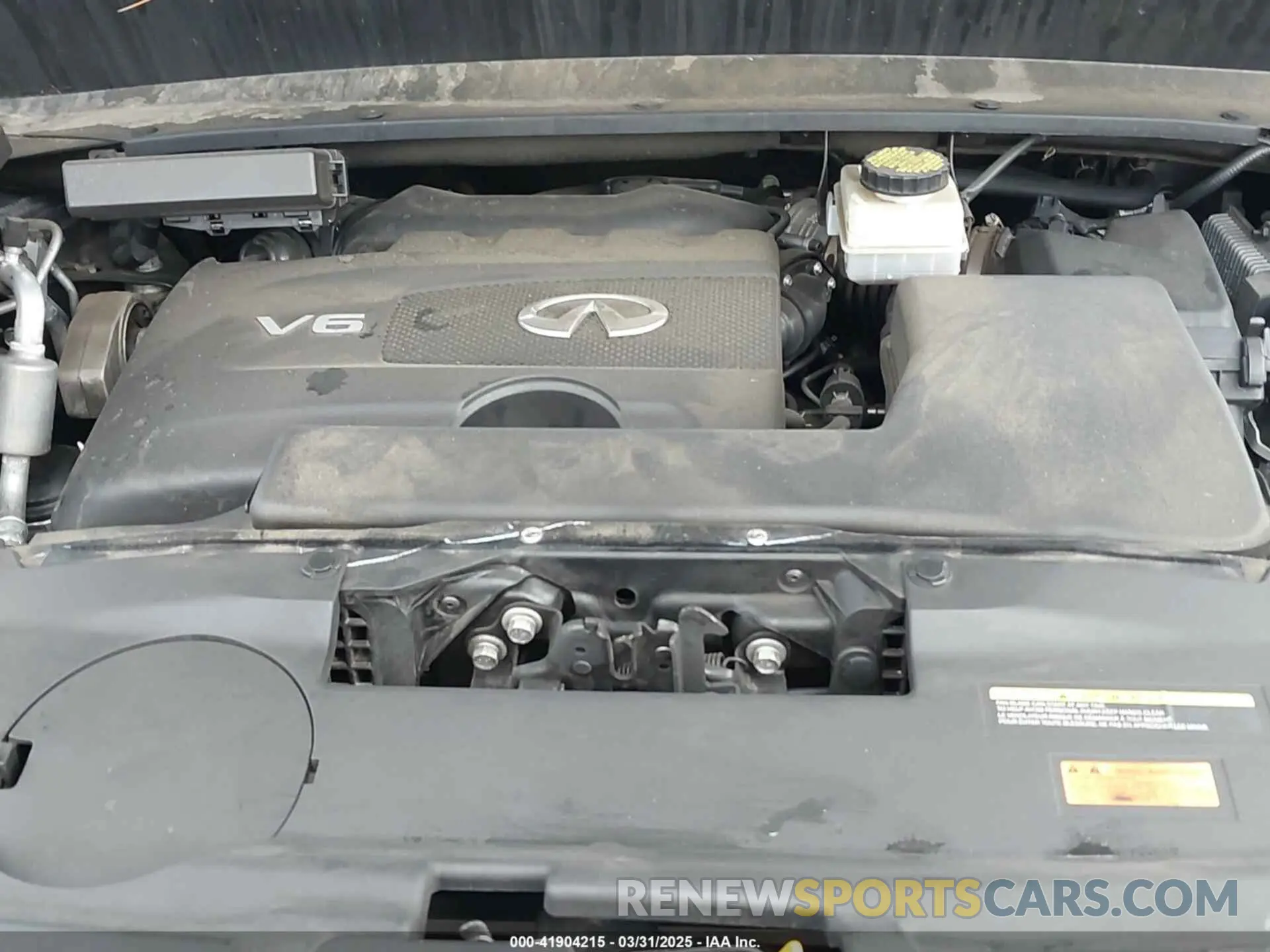 10 Photograph of a damaged car 5N1DL0MN9KC569666 INFINITI QX60 2019