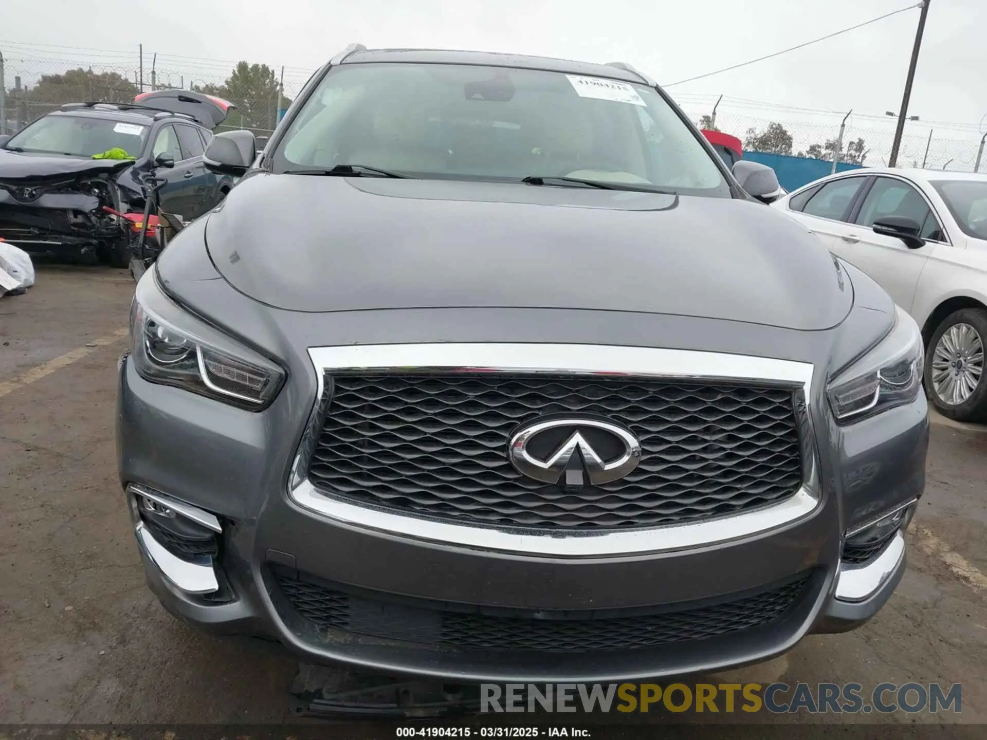 12 Photograph of a damaged car 5N1DL0MN9KC569666 INFINITI QX60 2019