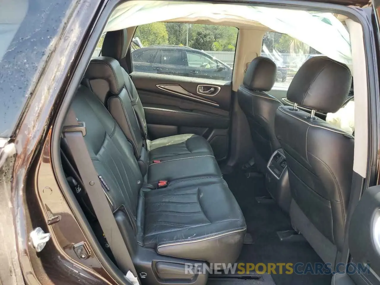 11 Photograph of a damaged car 5N1DL0MNXKC500419 INFINITI QX60 2019