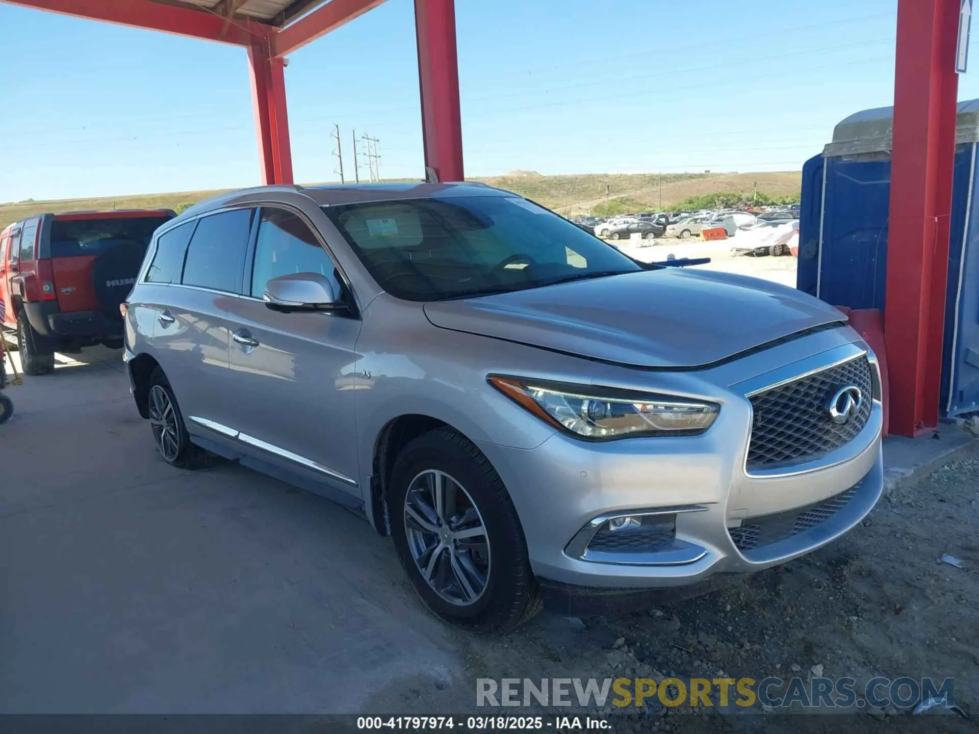 1 Photograph of a damaged car 5N1DL0MM2LC503968 INFINITI QX60 2020
