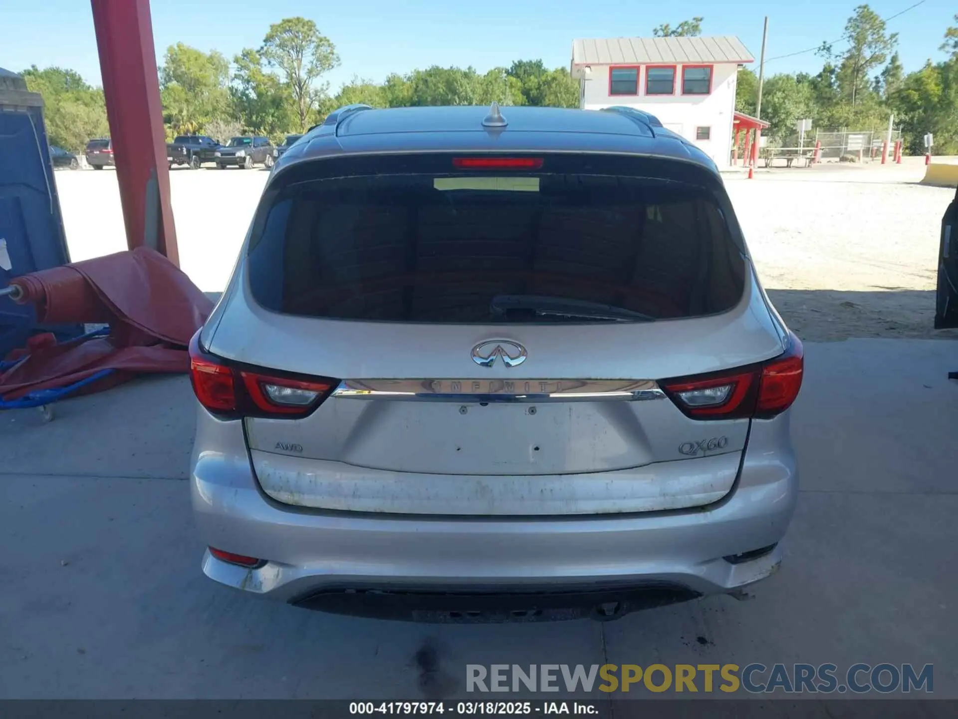 16 Photograph of a damaged car 5N1DL0MM2LC503968 INFINITI QX60 2020