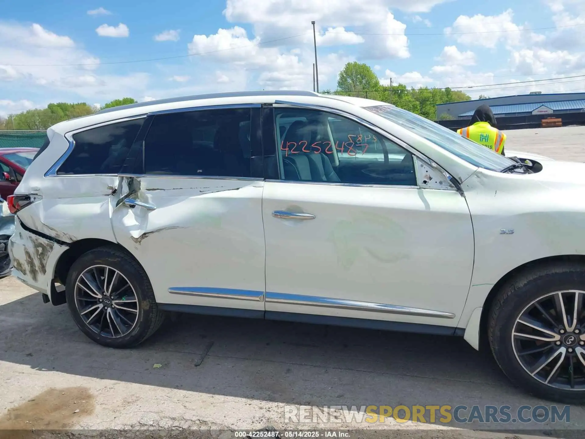 13 Фотография поврежденного автомобиля 5N1DL0MM3LC548742 INFINITI QX60 2020