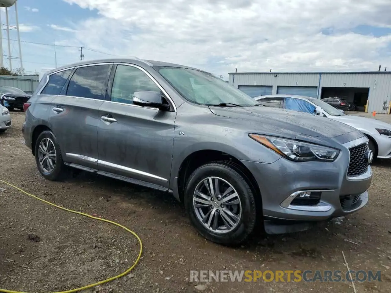 4 Photograph of a damaged car 5N1DL0MM4LC540102 INFINITI QX60 2020