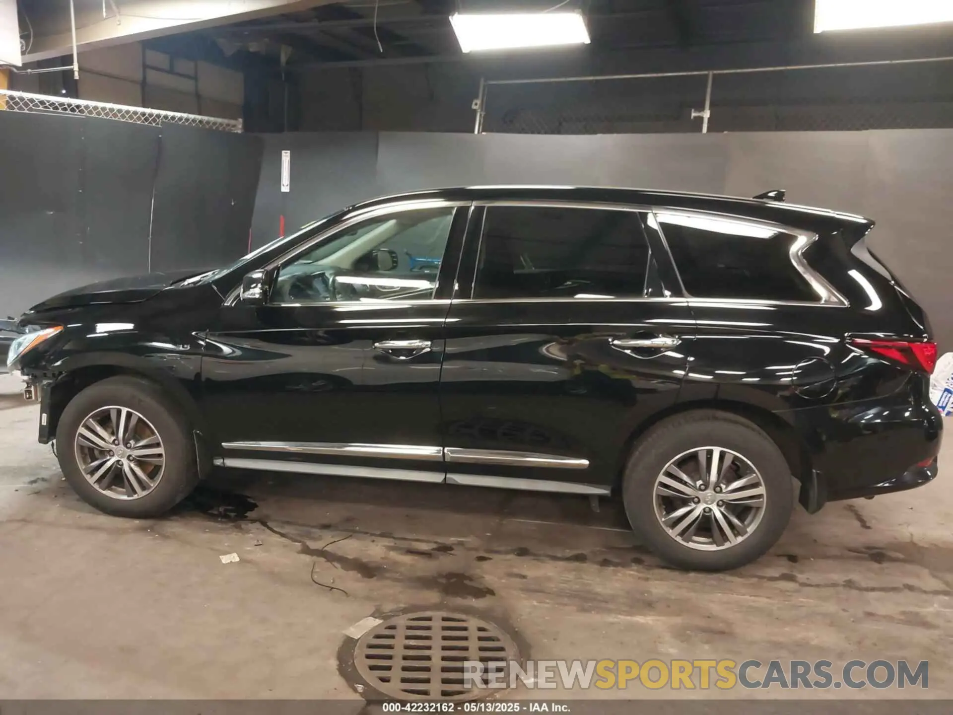 15 Photograph of a damaged car 5N1DL0MM4LC540617 INFINITI QX60 2020