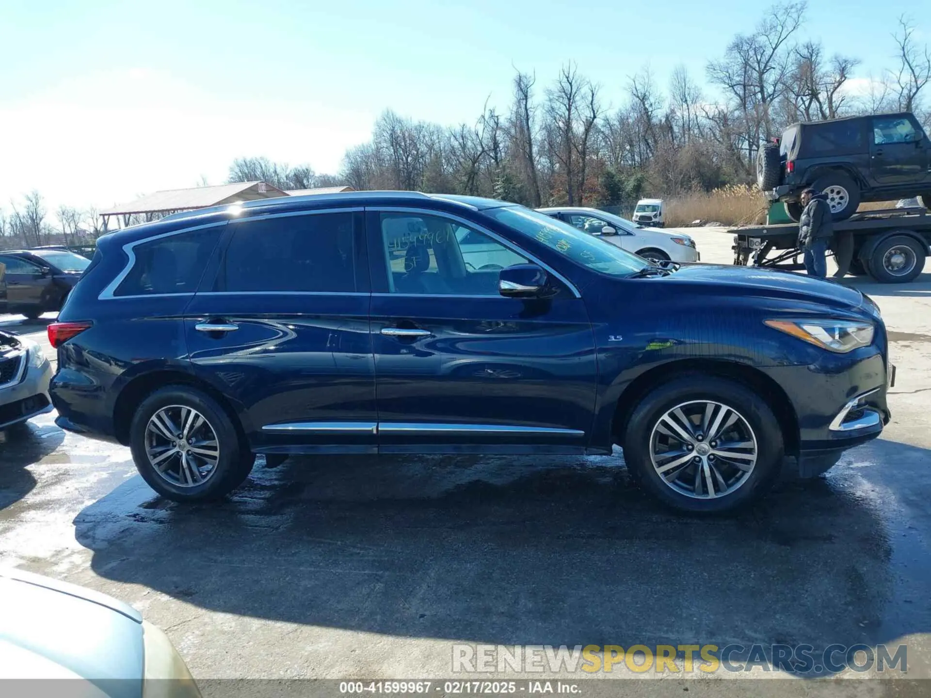 13 Photograph of a damaged car 5N1DL0MM5LC518335 INFINITI QX60 2020