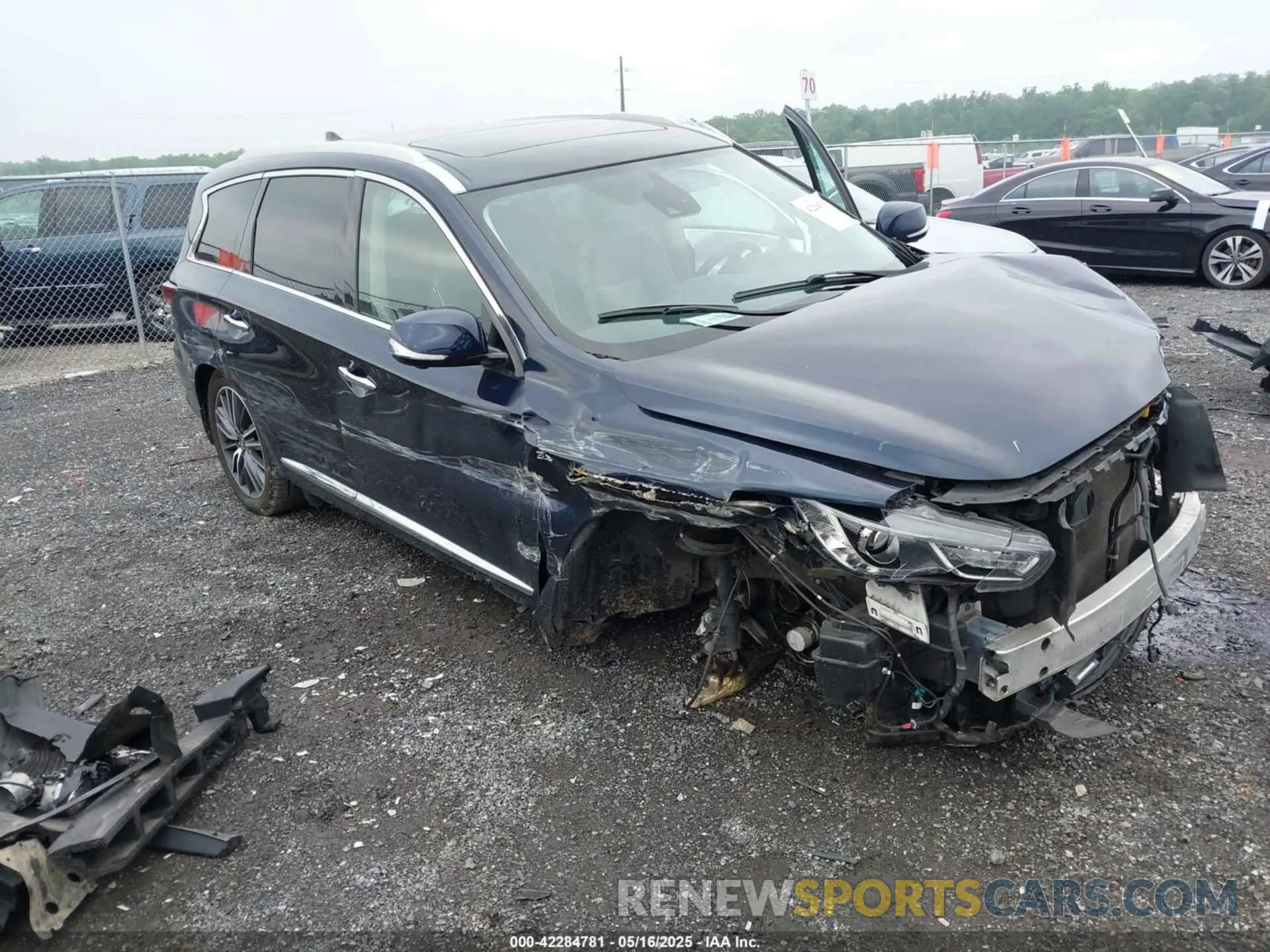 6 Photograph of a damaged car 5N1DL0MM9LC539625 INFINITI QX60 2020