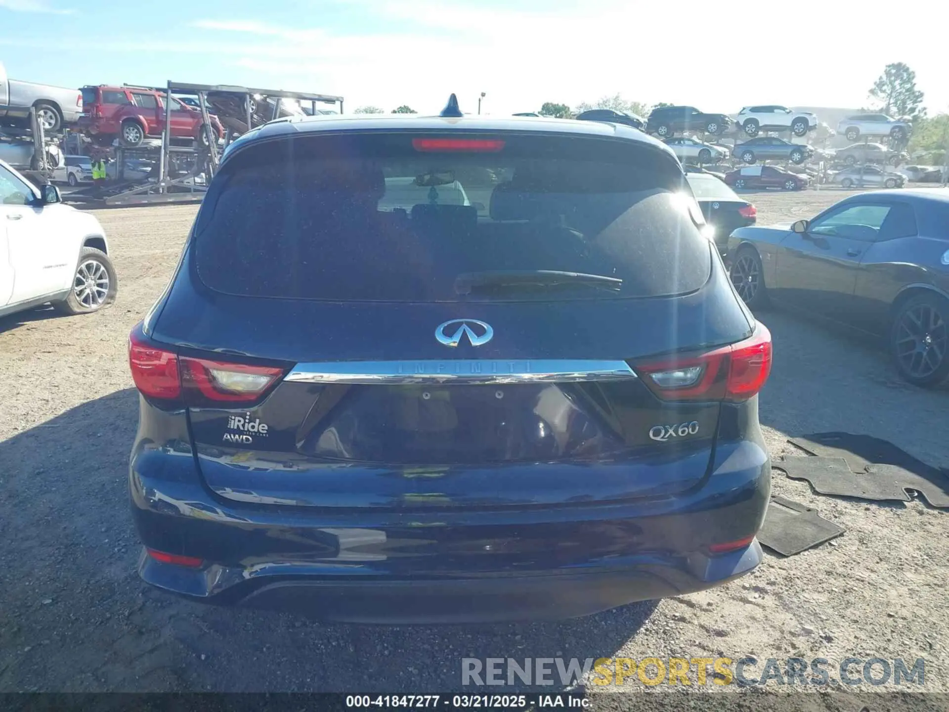 16 Photograph of a damaged car 5N1DL0MMXLC526804 INFINITI QX60 2020