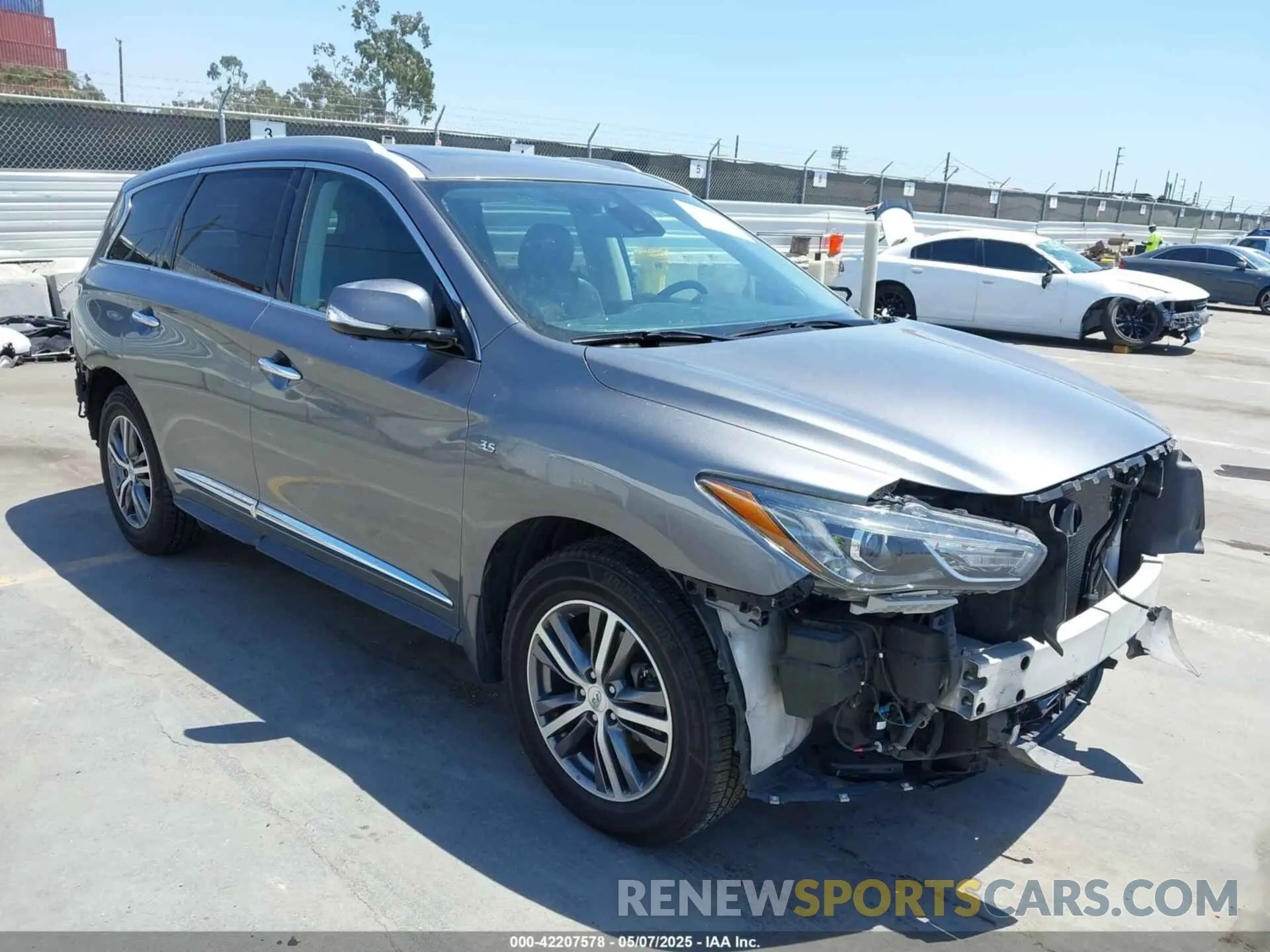 1 Photograph of a damaged car 5N1DL0MN2LC500741 INFINITI QX60 2020