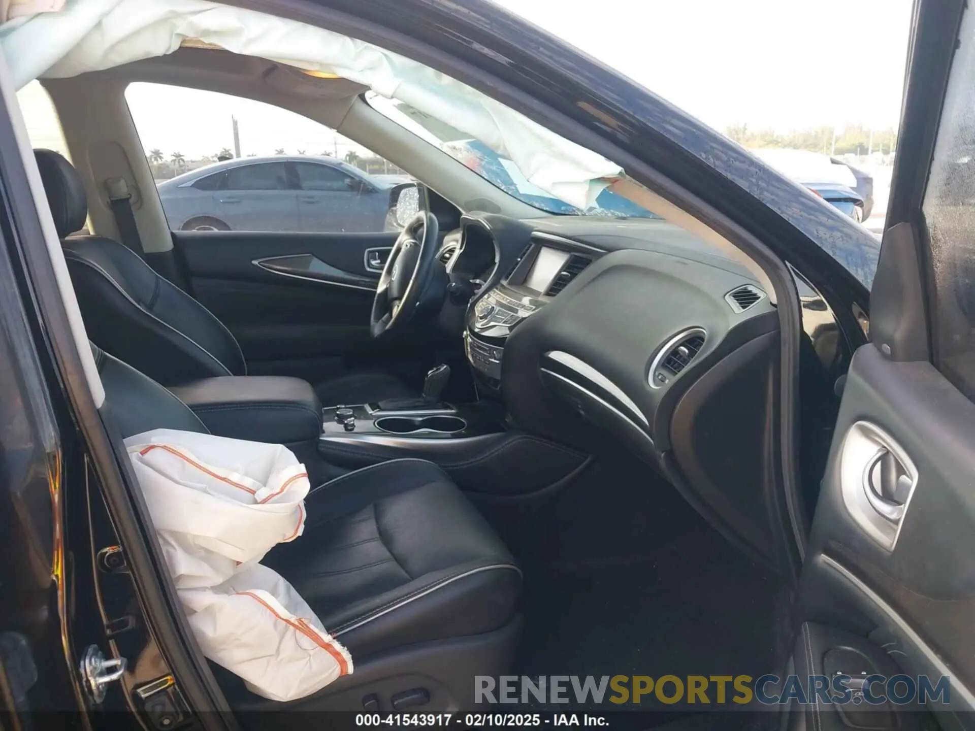 5 Photograph of a damaged car 5N1DL0MN3LC527057 INFINITI QX60 2020