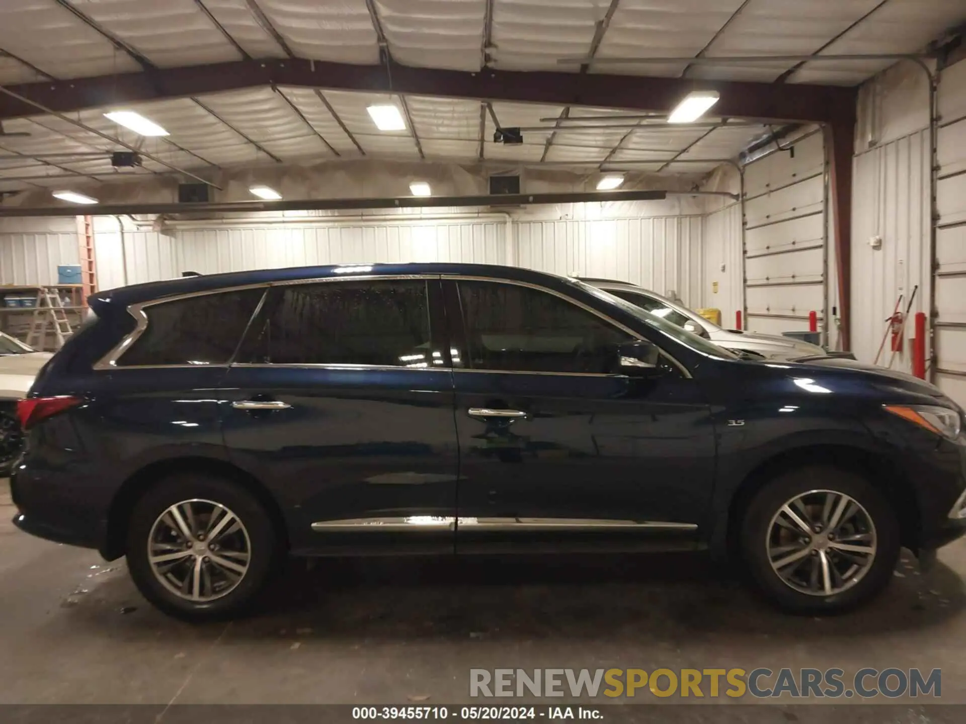 13 Photograph of a damaged car 5N1DL0MN4LC516679 INFINITI QX60 2020